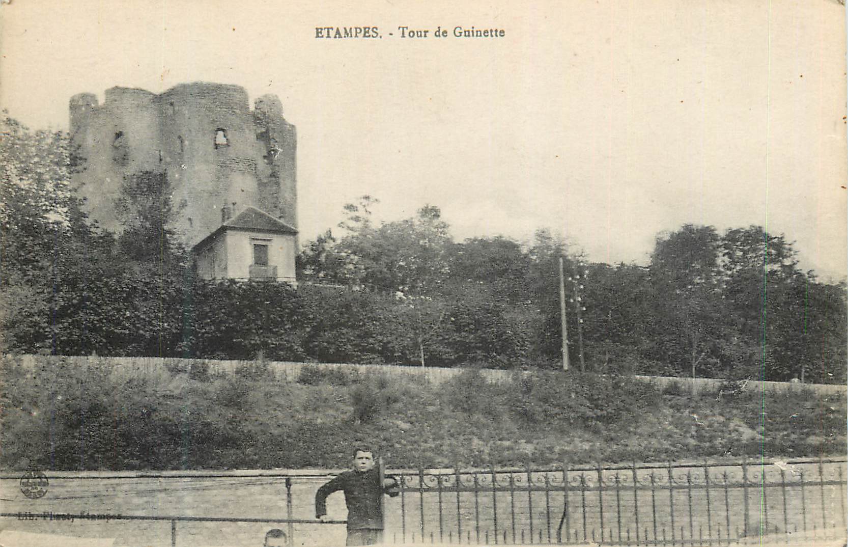 CPA Etampes Tour de Guinette