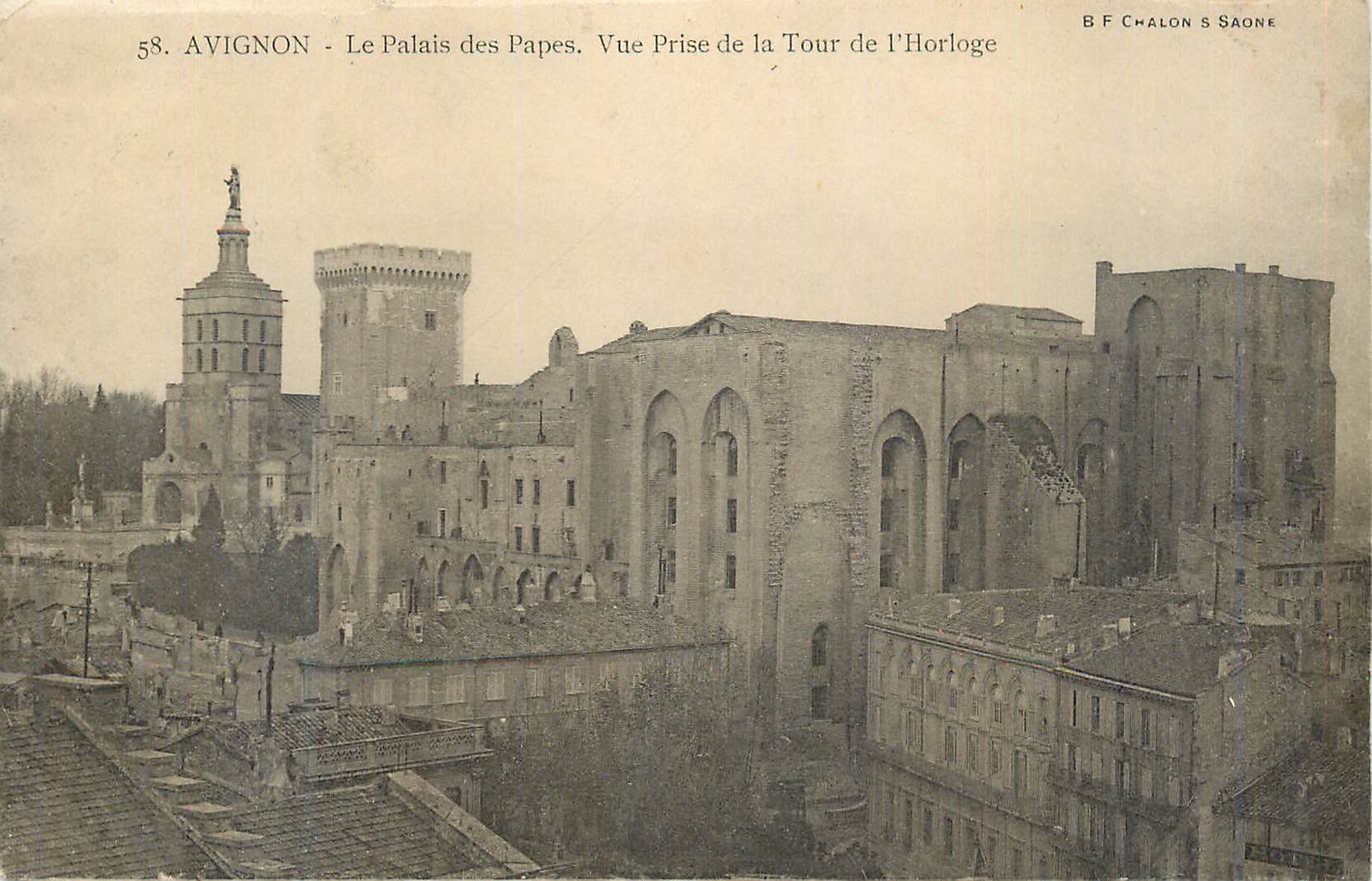 CPA Avignon Le Palais des Papes Vue Prise de la Tour de l'Horloge