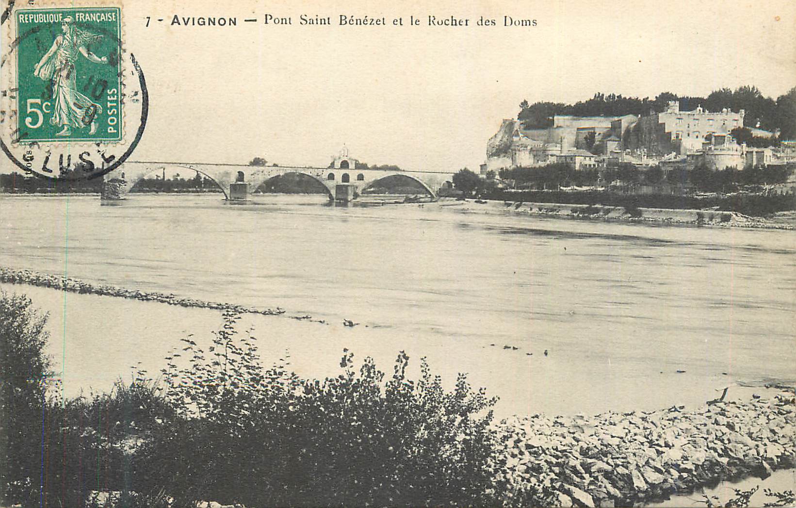CPA Avignon Pont Saint Benezel et le Rocher des Doms