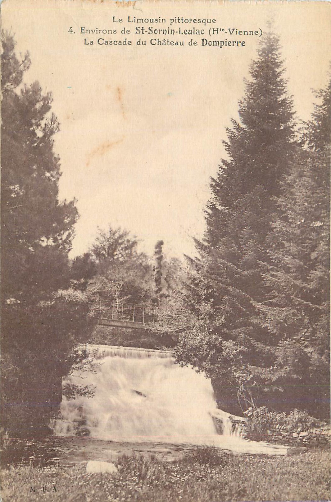 CPA Le Limousin pirroresque Environ de St Sornin Leulac (Hte Vienne) La Cascade du Chateau de Dompierre