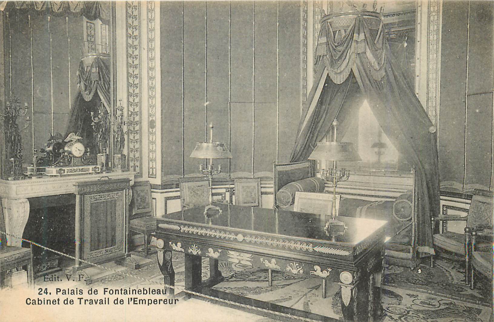 Schloss Fontainebleau — Studierzimmer des Kaisers — Edit. V. F., n°24