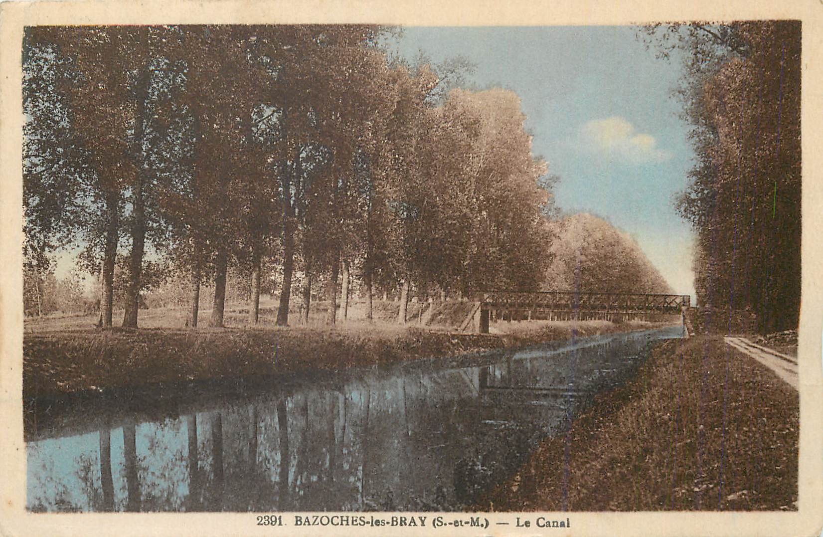 CPA Bazoches les Bray (S et M) Le Canal