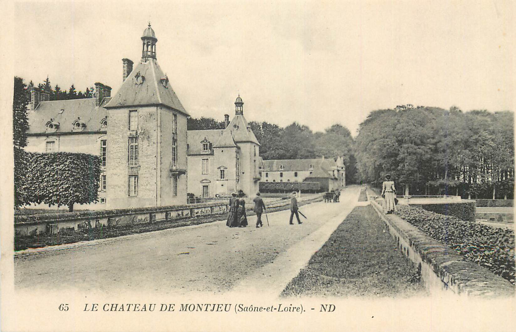 CPA Chateau de Montjeu (Saone et Loire)