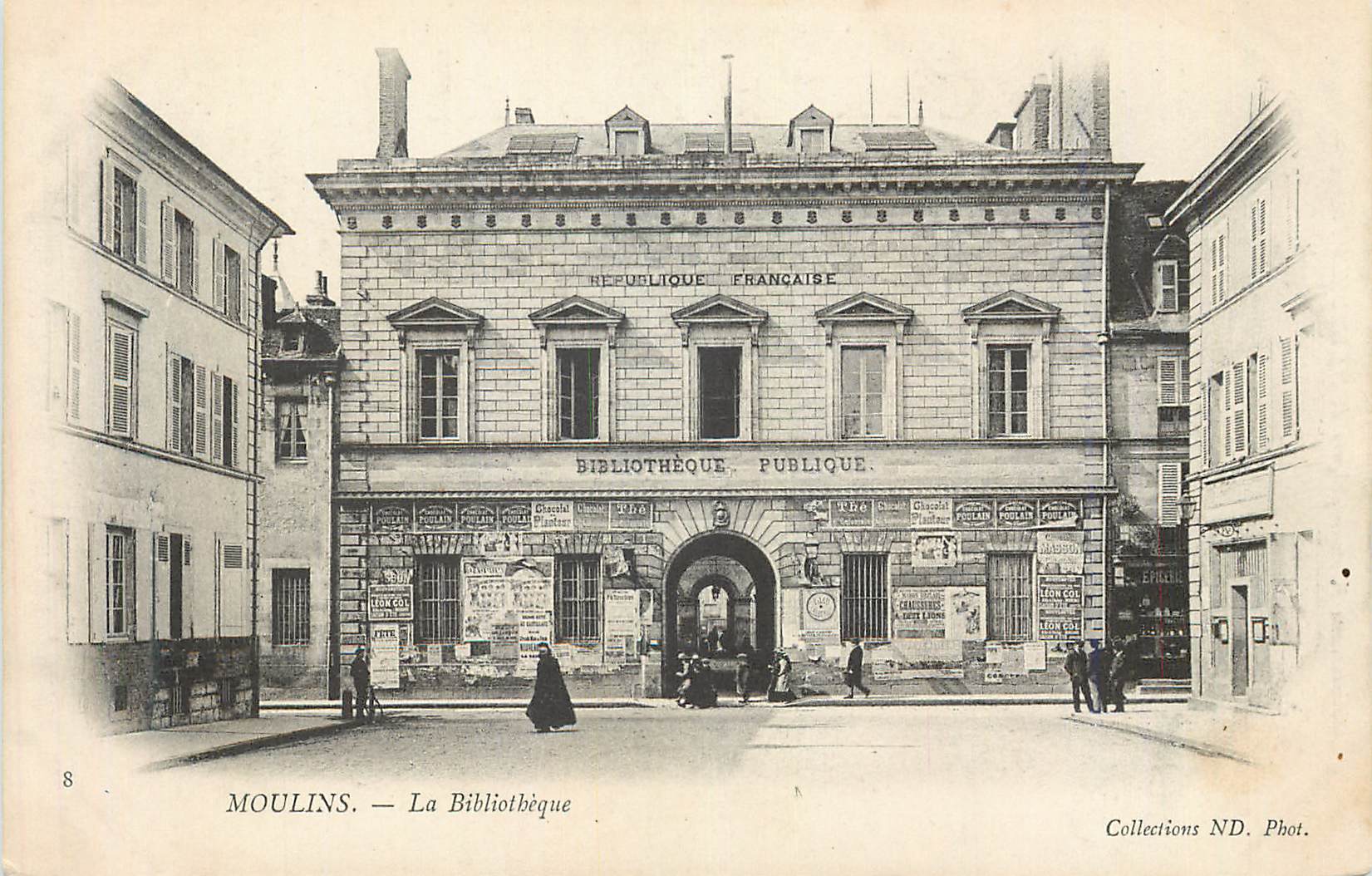 Moulins — La Bibliothèque française — Collections ND. Phot.