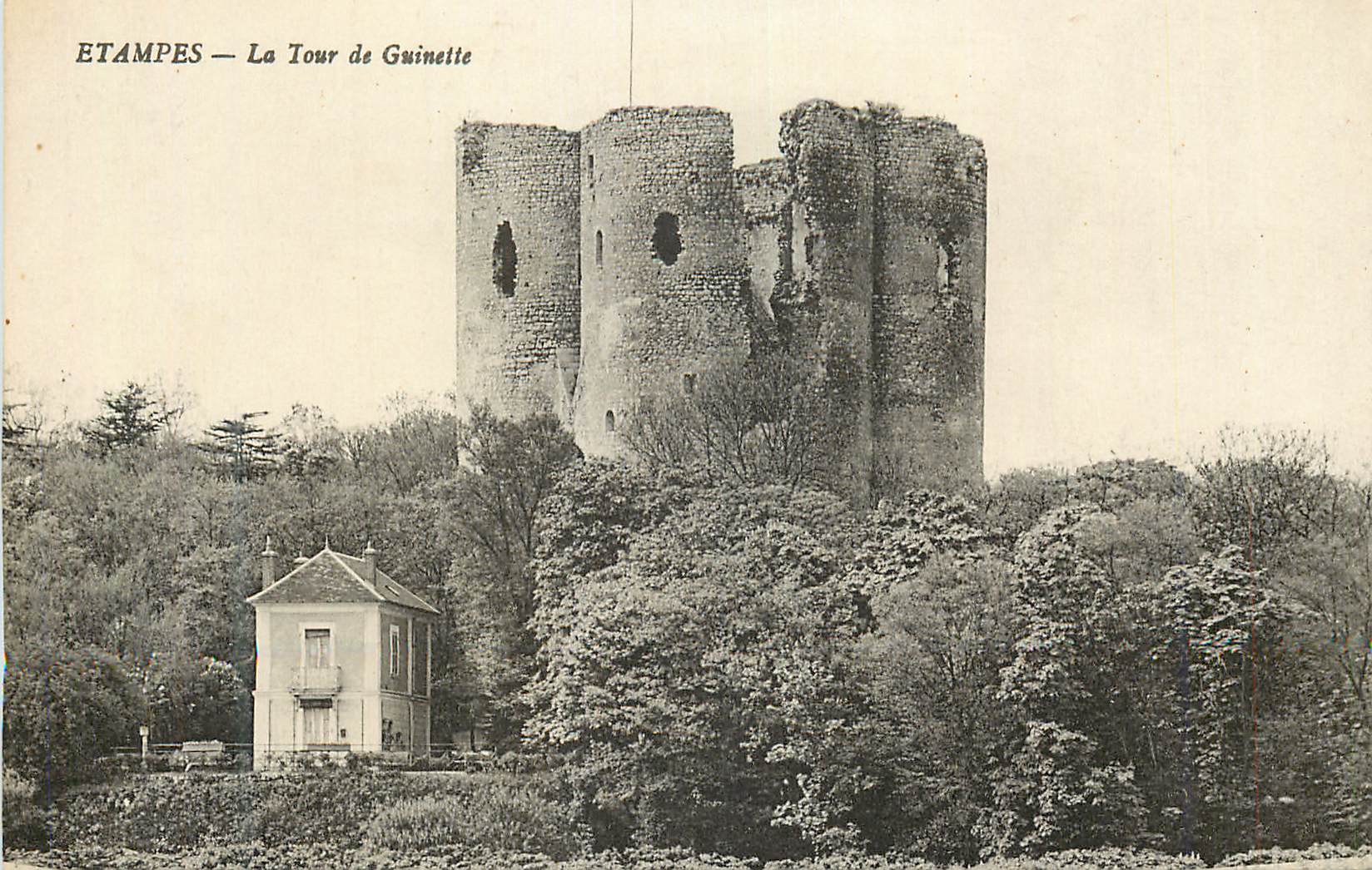 CPA Etampes La Tour de Guinette