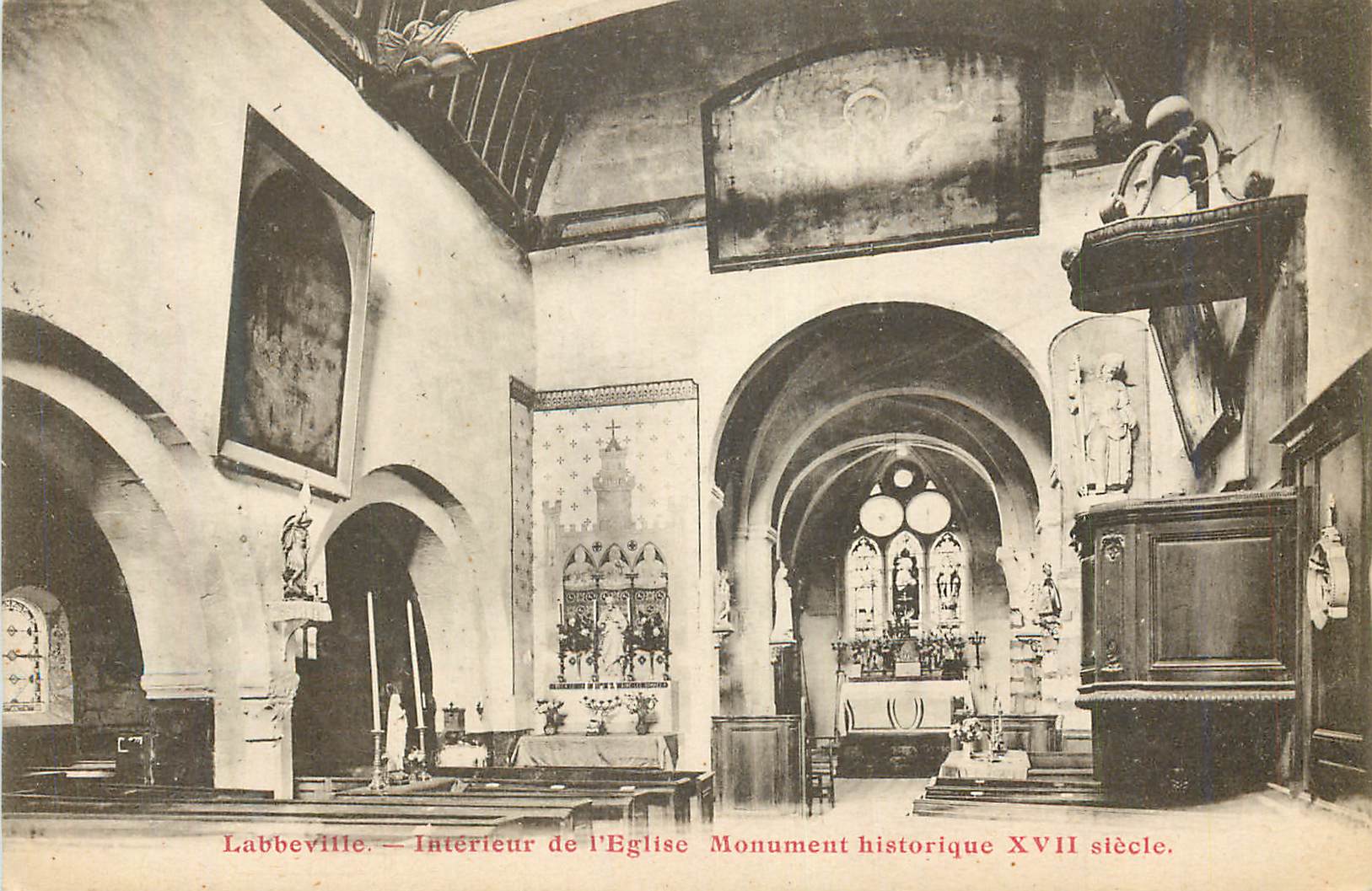 CPA Labbeville Interieur de l'Eglise Monument historique XVII siecle