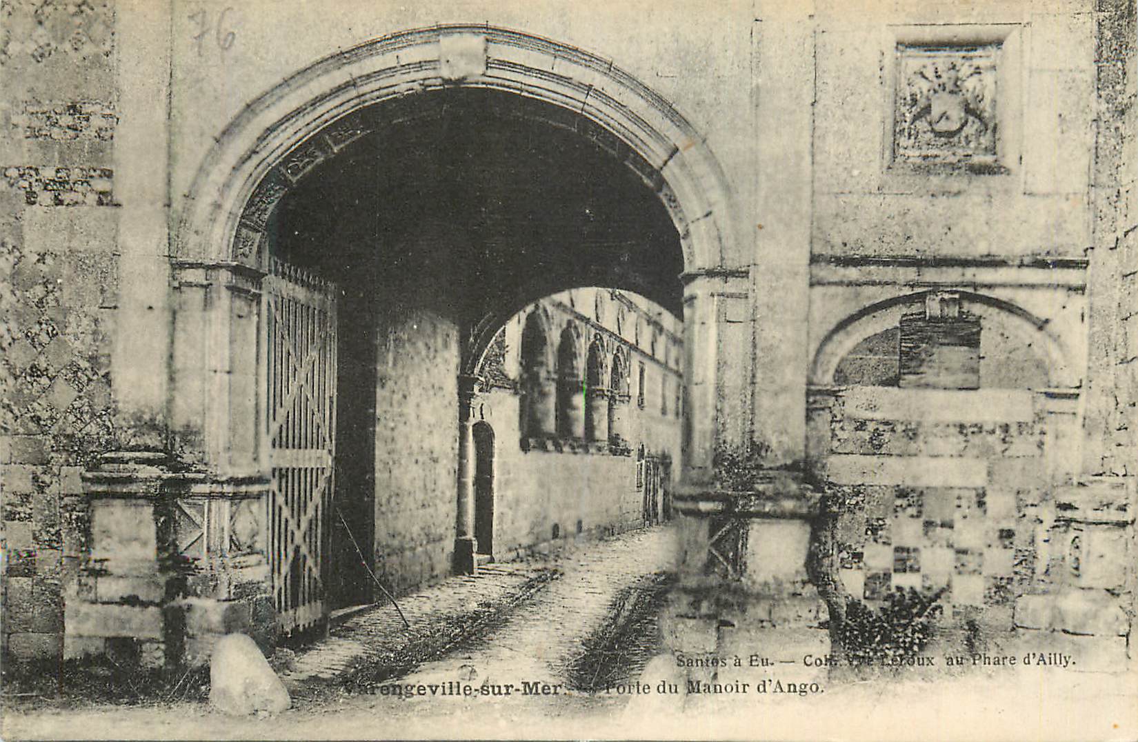 CPA Varengeville sur Mer Porte du Manoire d'Ango