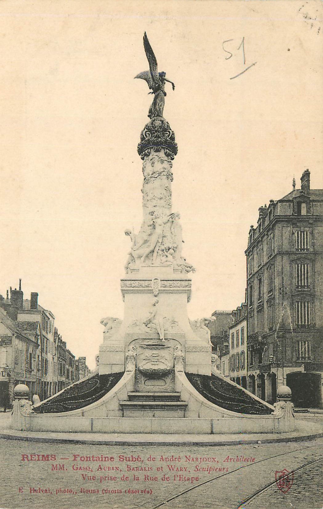 Reims — Fontaine Subé — vue prise de la Rue de l'Étape