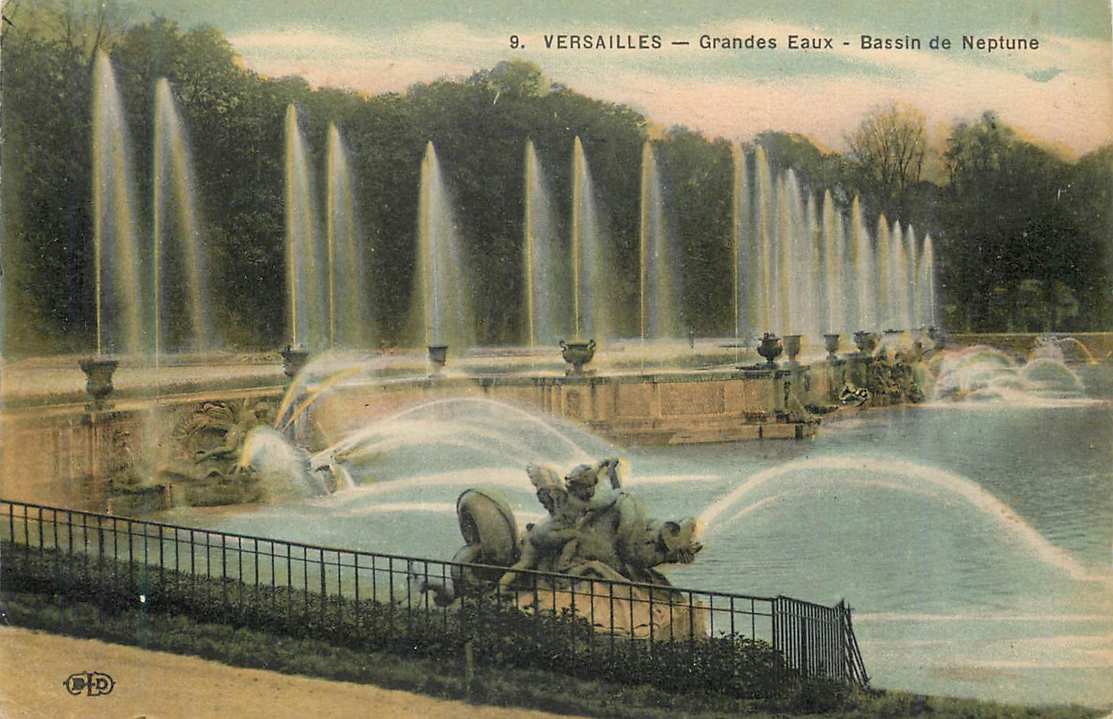 CPA Versailles Grandes Eaux Bassin de Neptune
