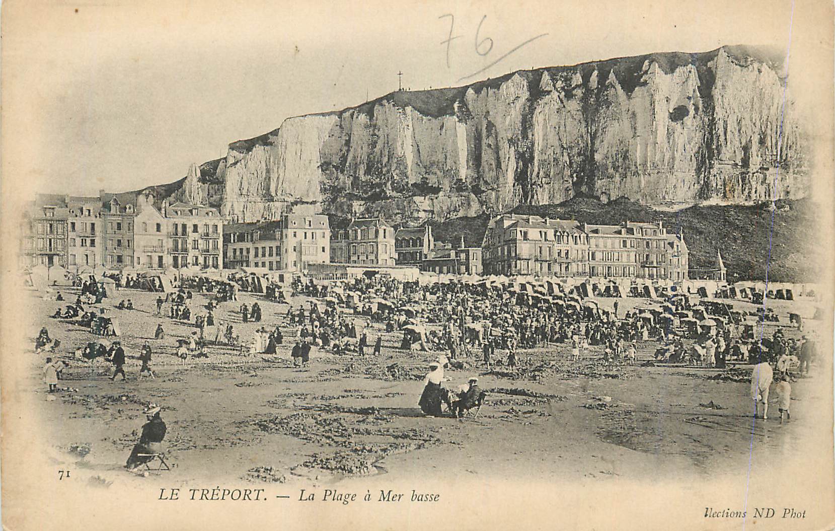 CPA Le Treport La Plage a Mer busse