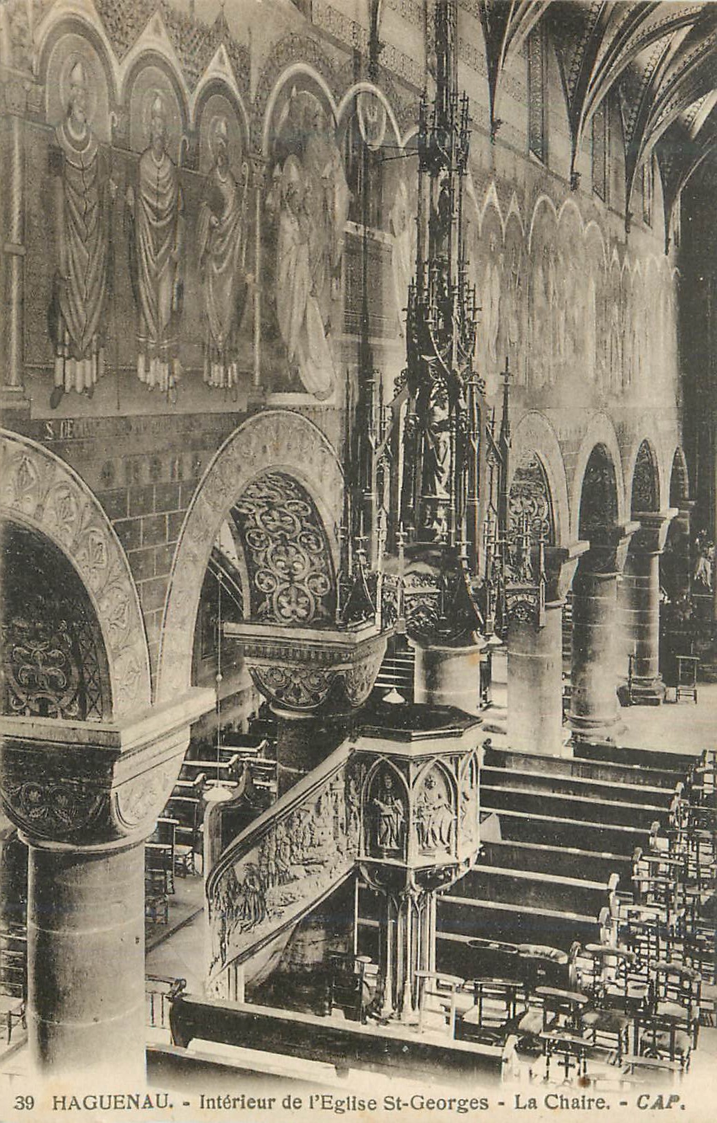 CPA Haguenau Interieur de l'Eglise St Georges la Chaire