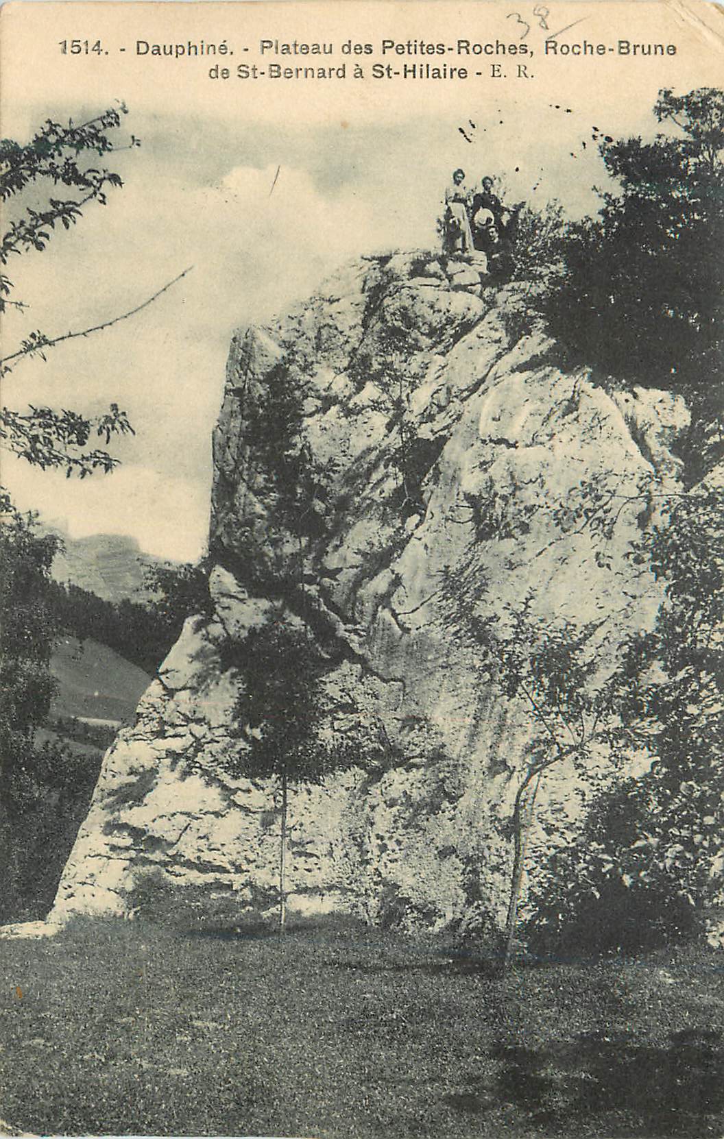 CPA Dauphine Plateau des Petites Roches Roche Brune de St Bernard a St Hilaire