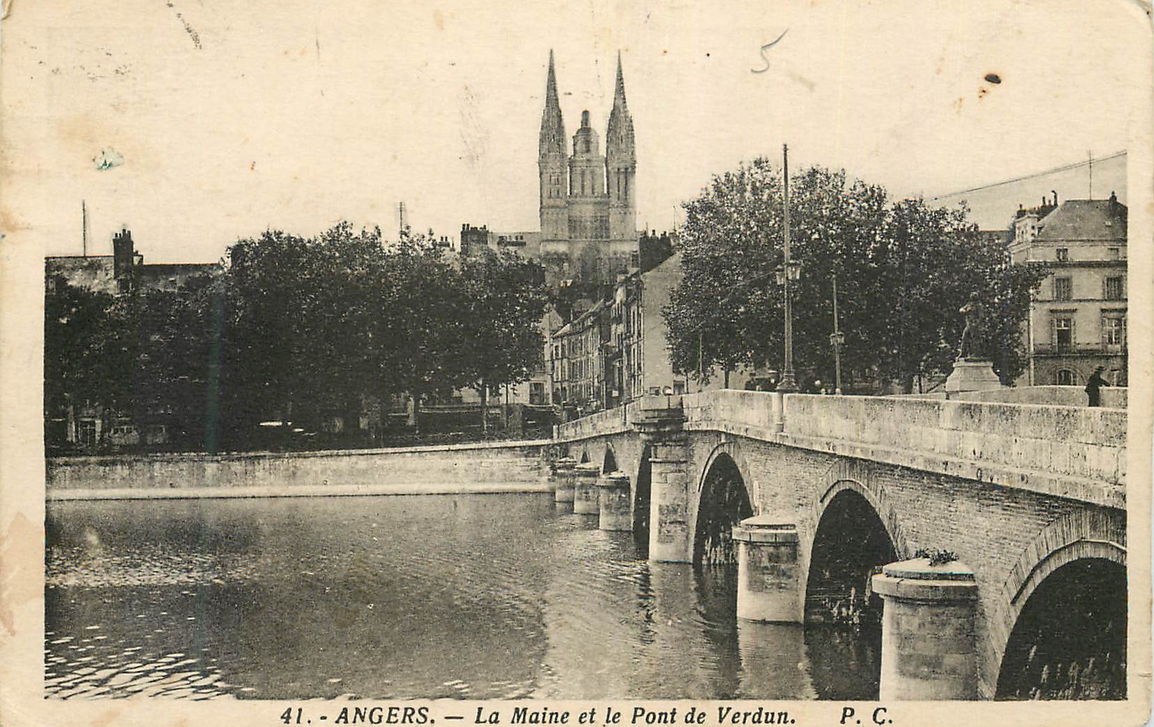 CPA Angers La Maine et le Pont de Verdun