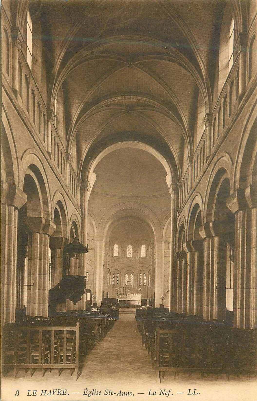 Le Havre — Église Ste-Anne — La Nef — LL.