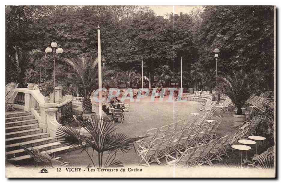 Vichy CPA Les terrasses du casino 