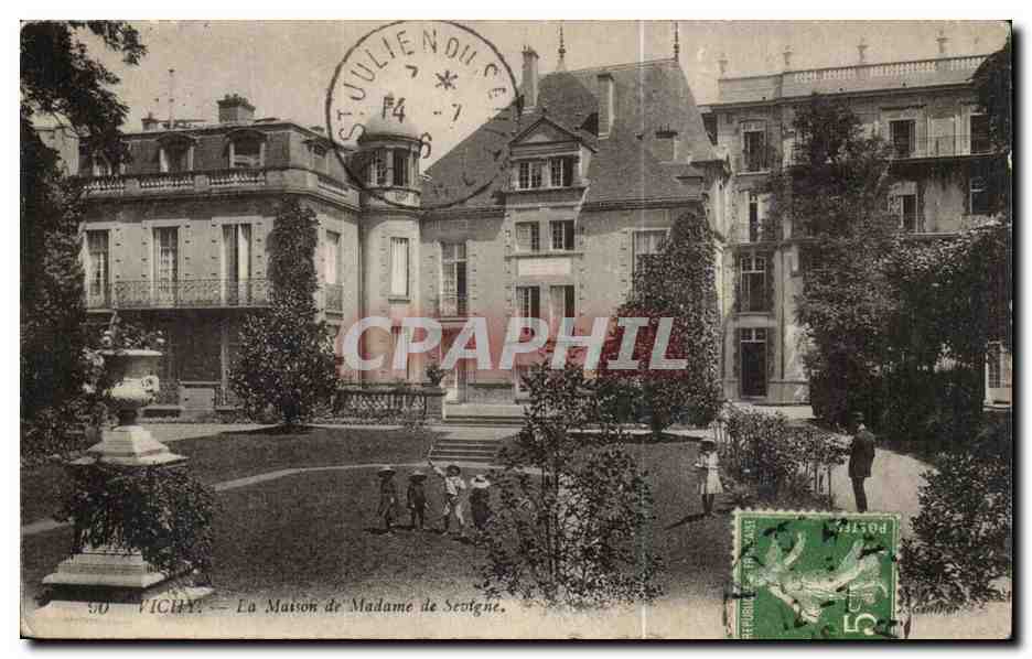 Vichy CPA La maison de MAdame de SEvigne