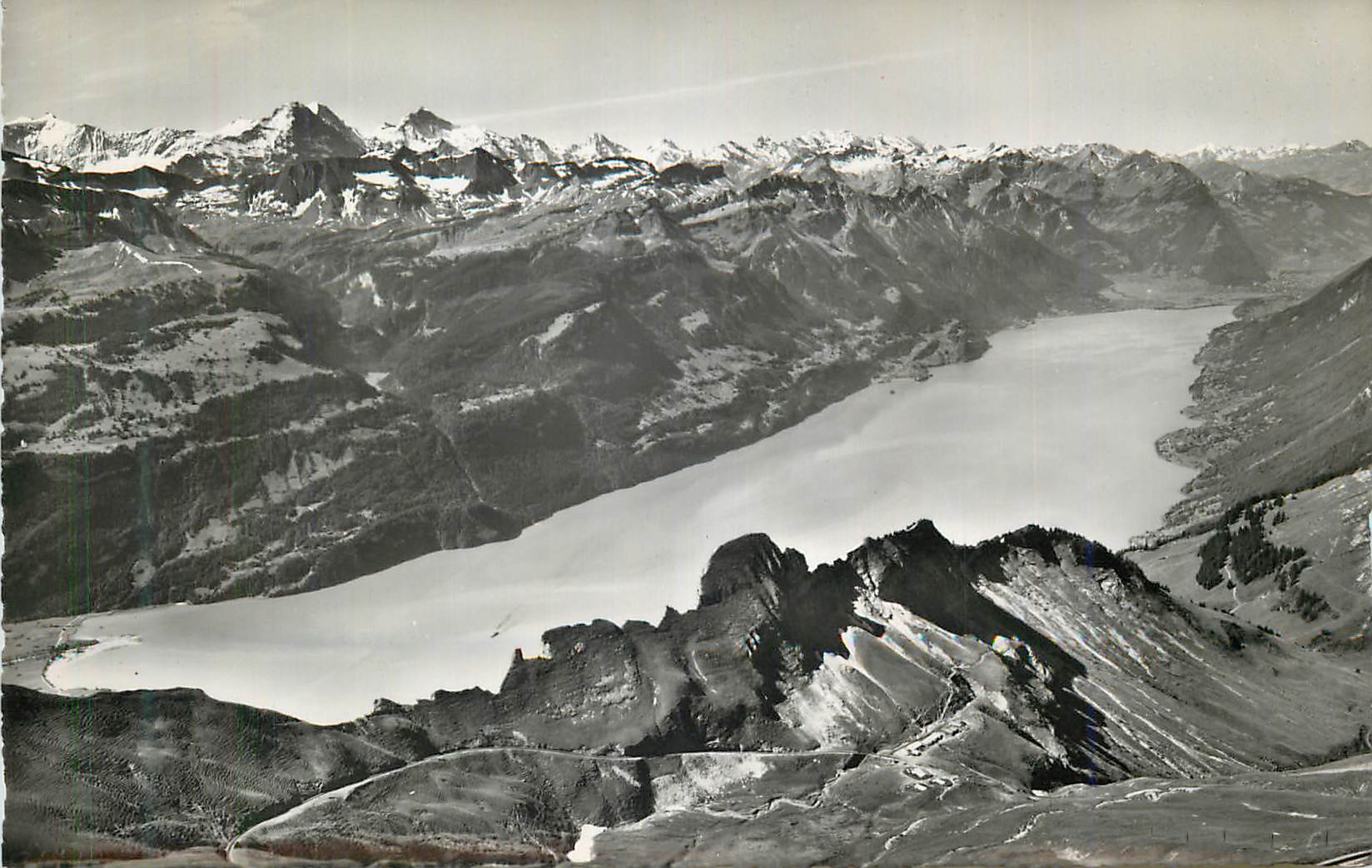 CPM Brienzer Rothorn 2350 m Blick auf Brienzersee und Berner Alpen