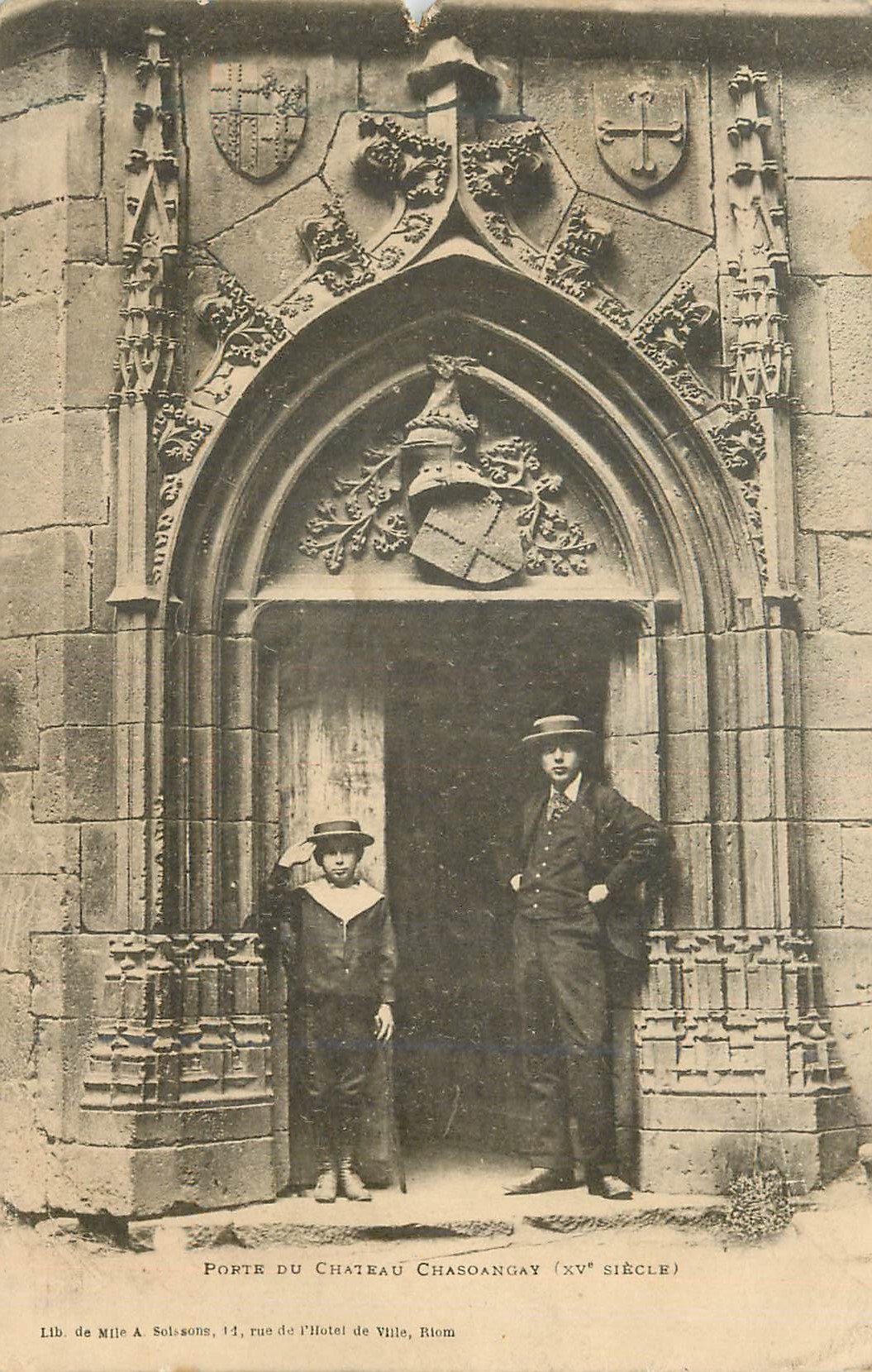 CPA Porte de Chateau Chasoangay (XVe Siecle)