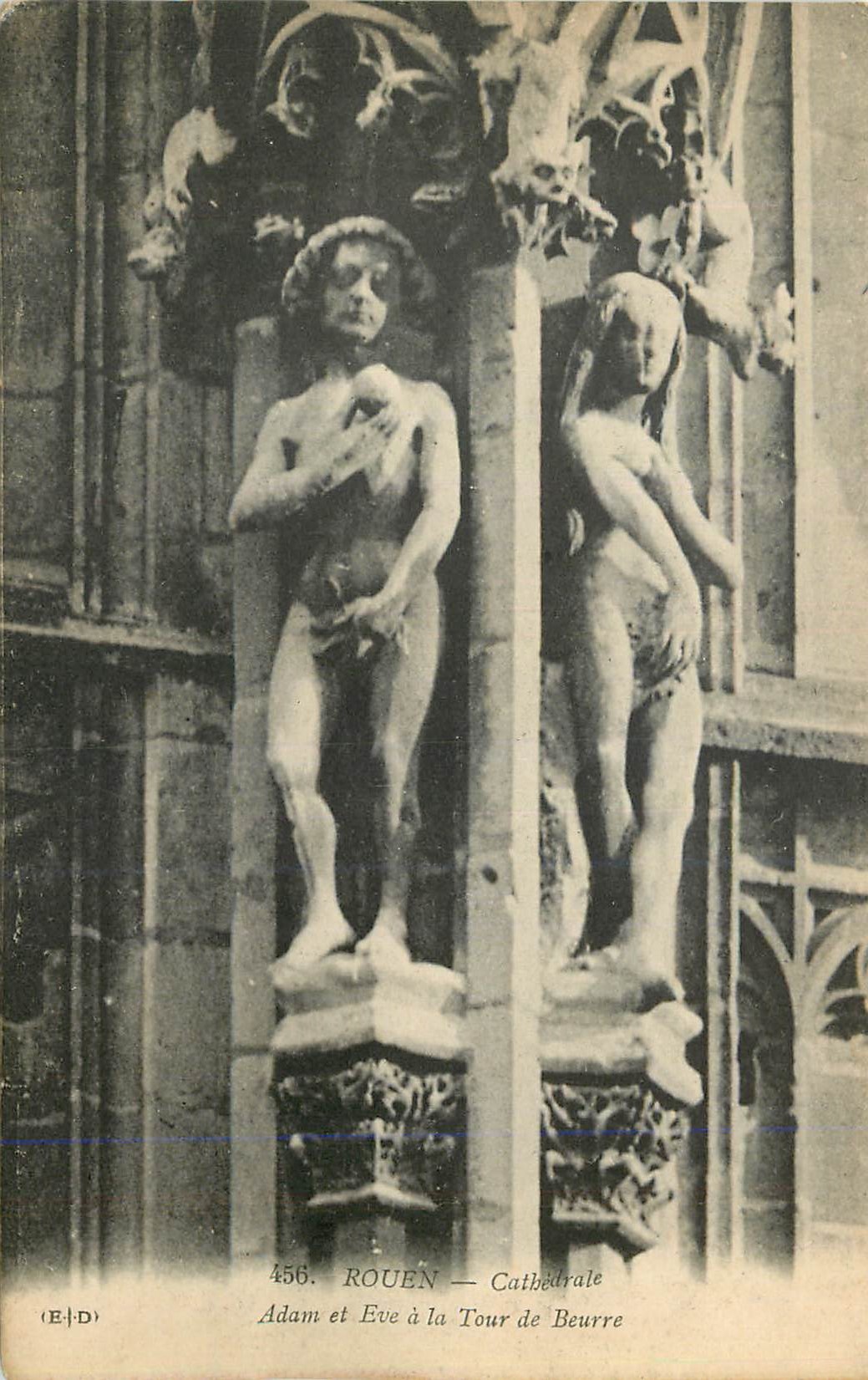 CPA Rouen Cathedrale Adam et Eve a la Tour de Beurre