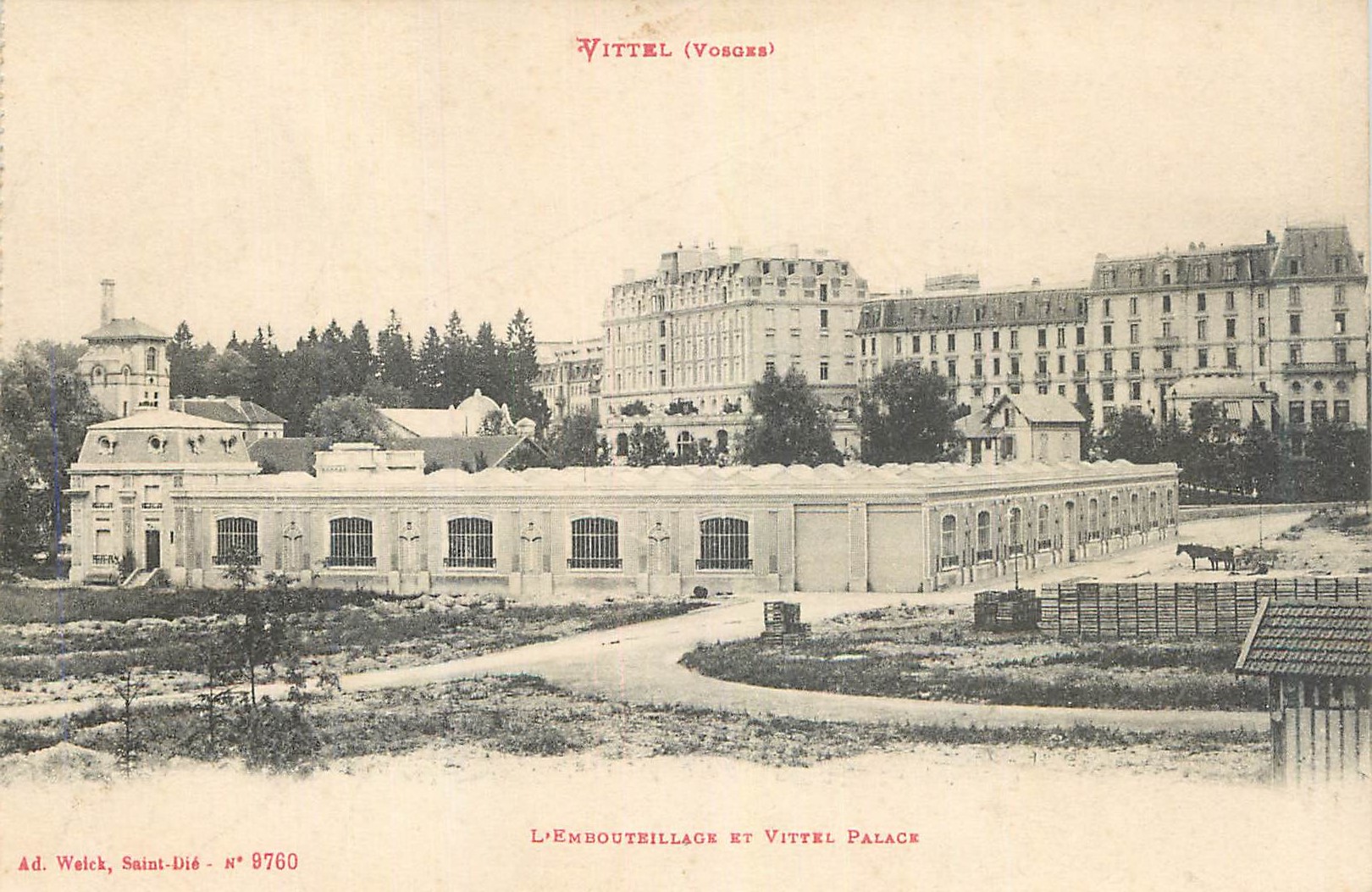 CPA Vittel (Vosoxa) L'Embouteillage et Vittel Palace