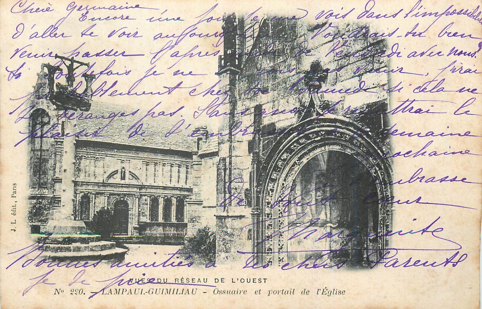 CPA Lampaul Guimiliau Vue du Reseau de l'Ouest Ossuaire et Portail de l'Eglise (carte 1900)