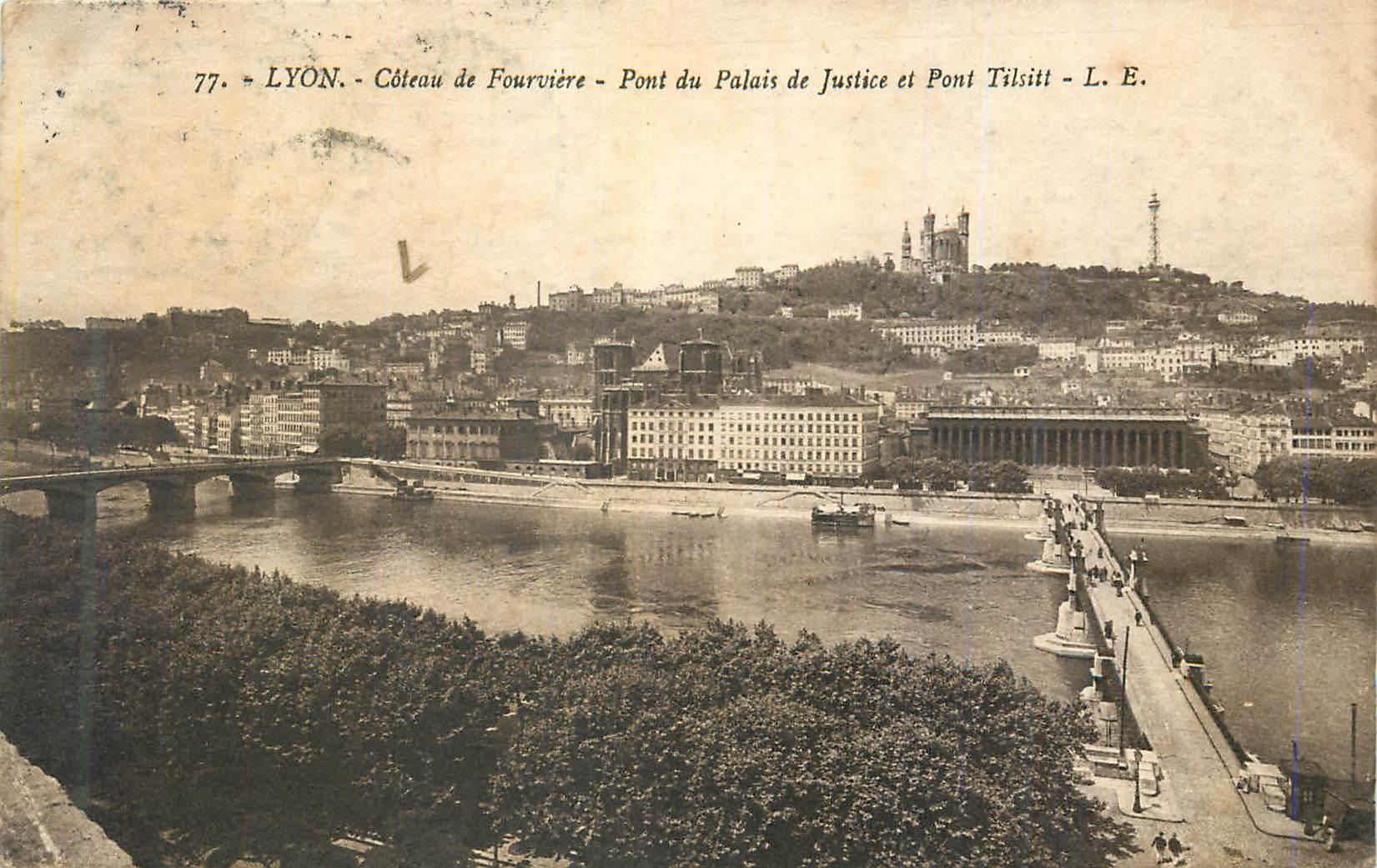 CPA Lyon Coteau de Fouviere Pont du Palais de Justice et Pont Tilsitt