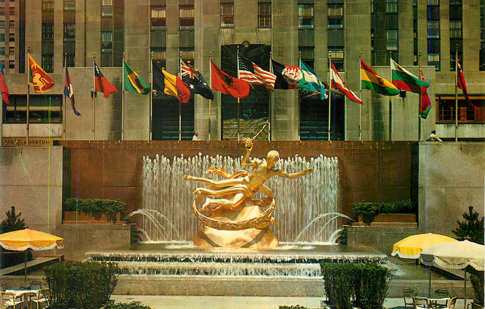 CPM Rockefeller Center and Lower Plaza The Lower Plaza in Manhattan