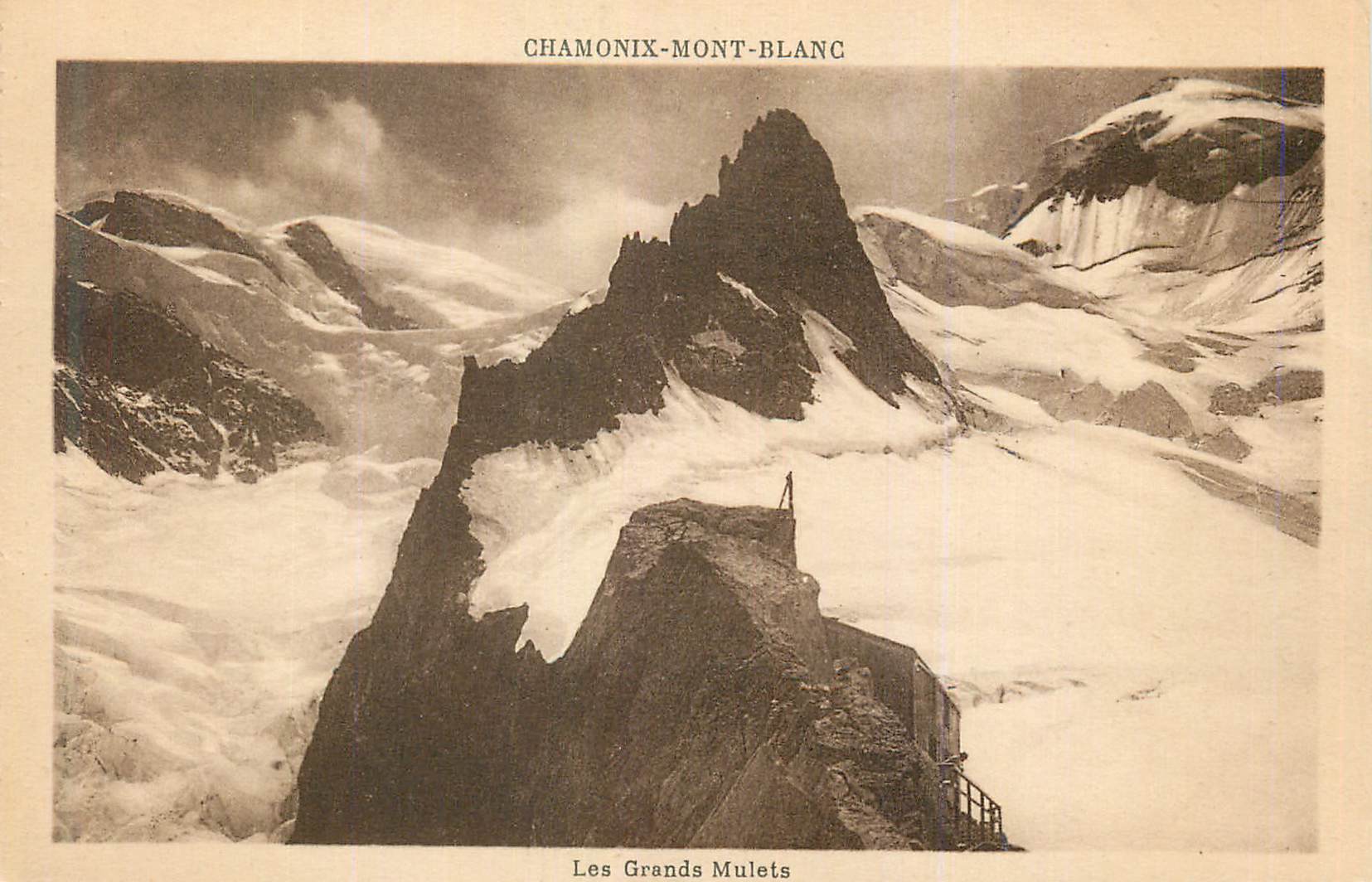 CPA Chamonix Mont Blanc Les Grands Mulets