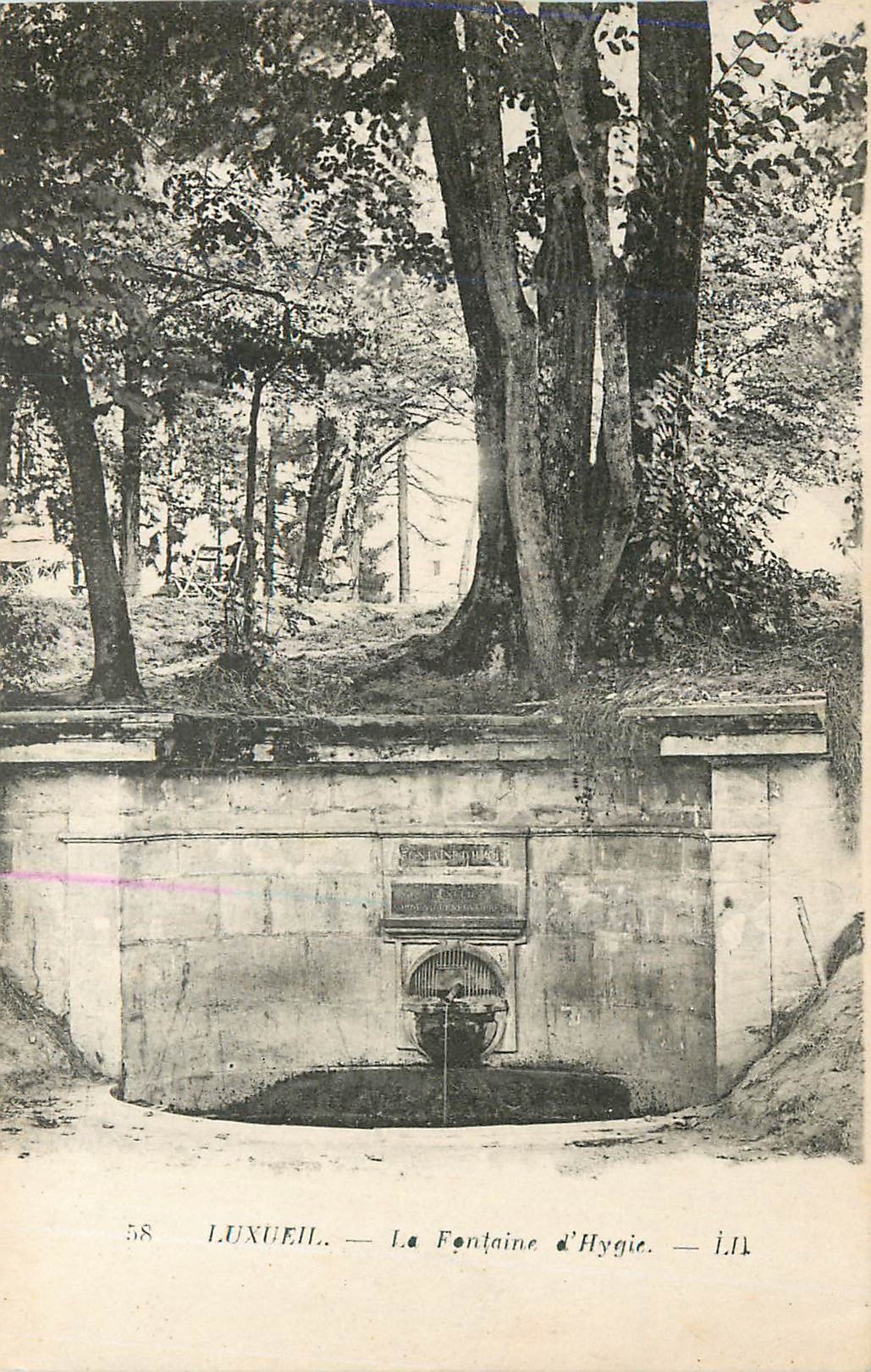 CPA Luxeuil La Fontaine d'Hygie