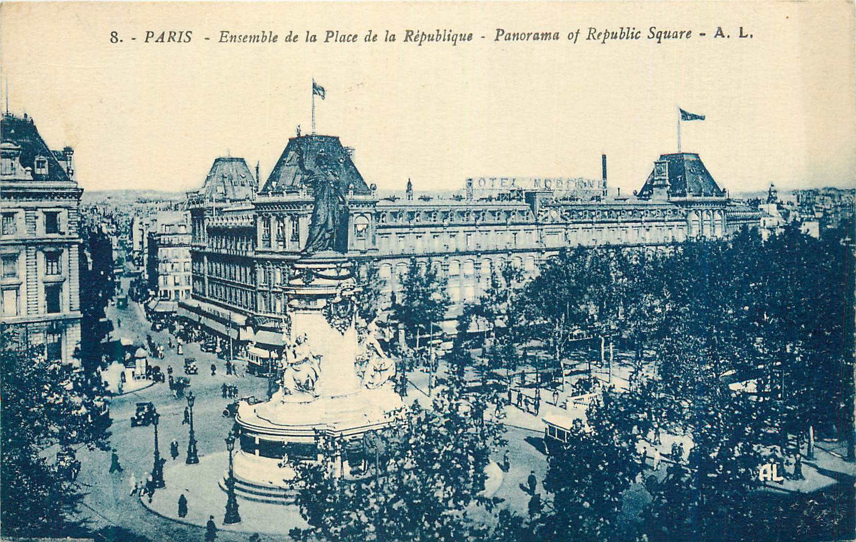 CPA Paris Ensemble de la Place de la Republique