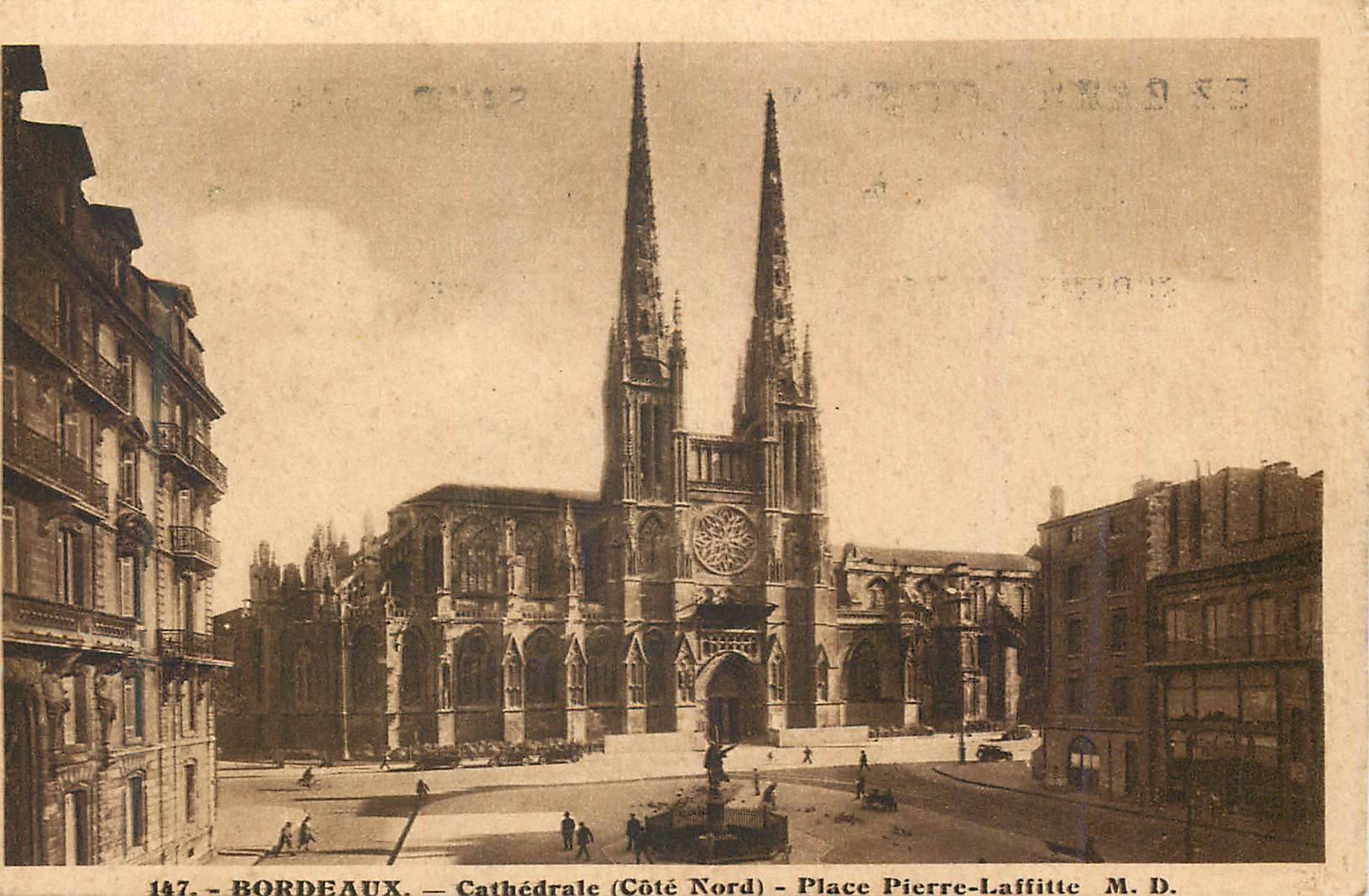 CPA Bordeaux Cathedrale (Cote Nord) Place Pierre Laffitte