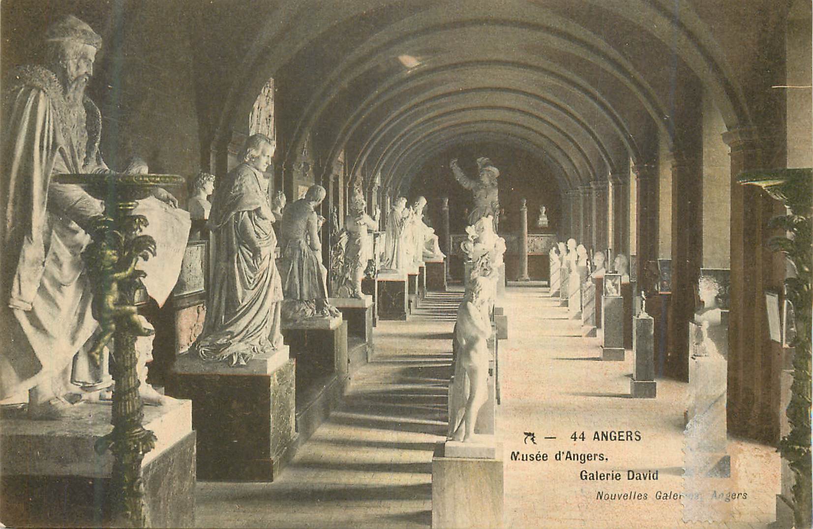 CPA Angers  Musee d'Angers Galerie de David