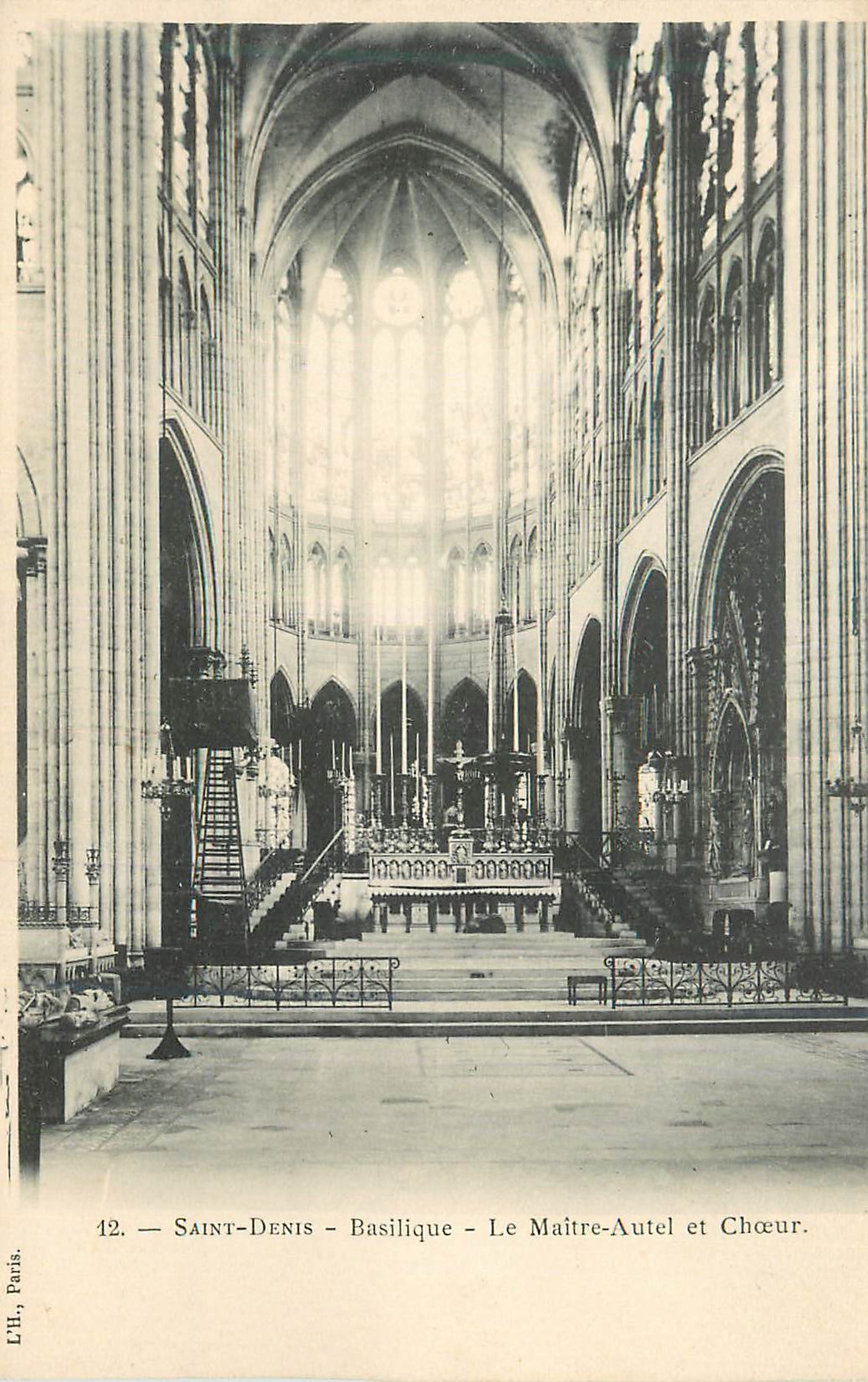 CPA Saint Denis Basilique Le Maitre Autel et Choeur