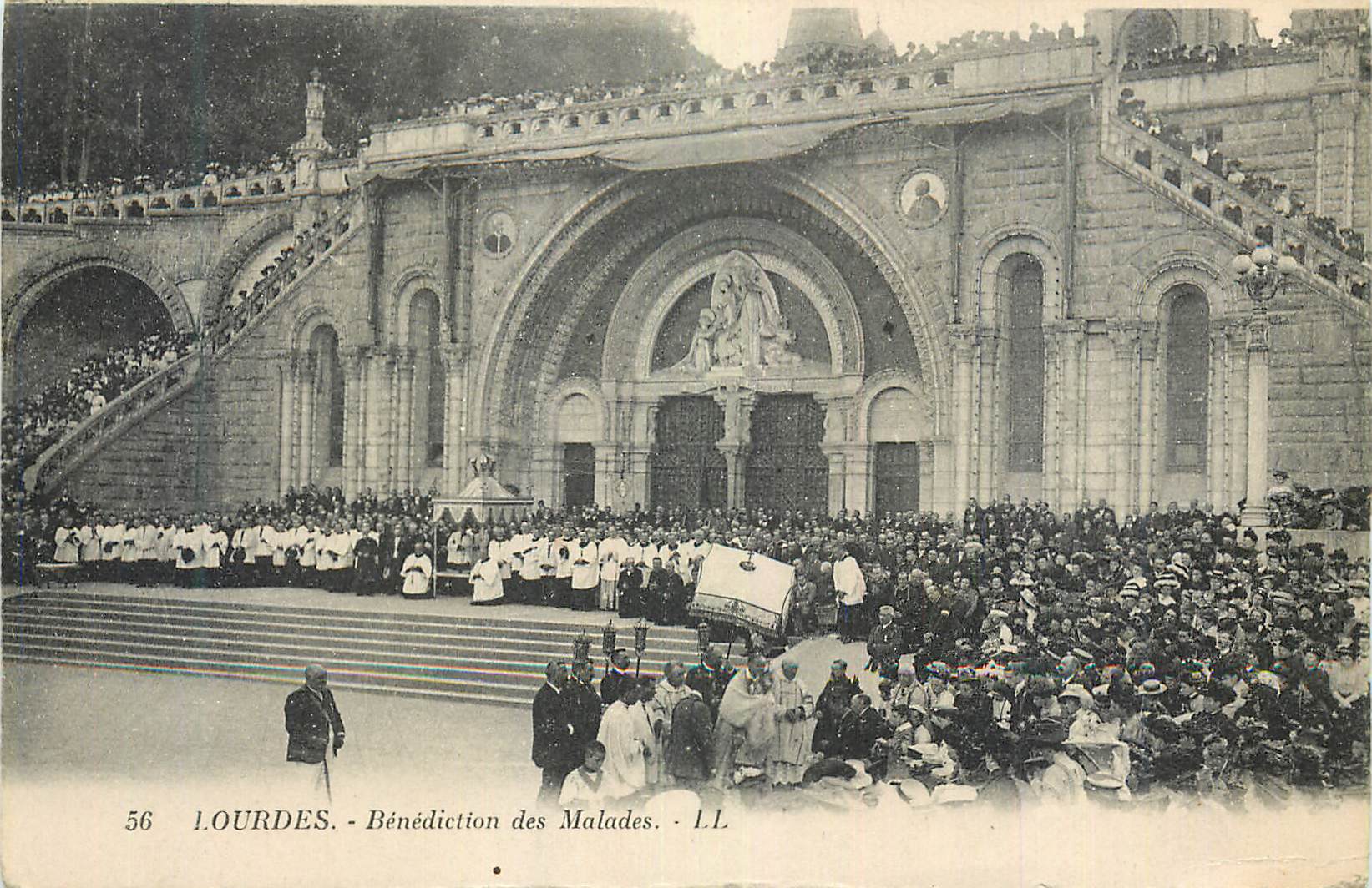 CPA Lourdes Benediction des Malades