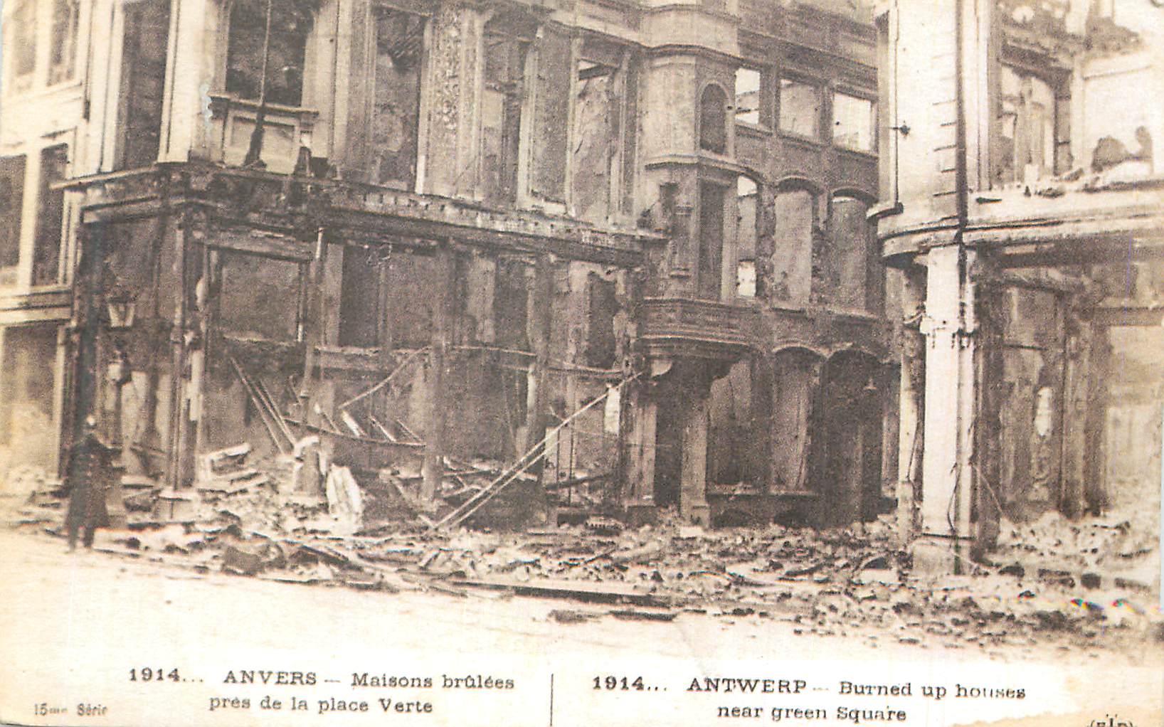 CPA Anvers Maisons Brulees pres de la place Verte Militaria