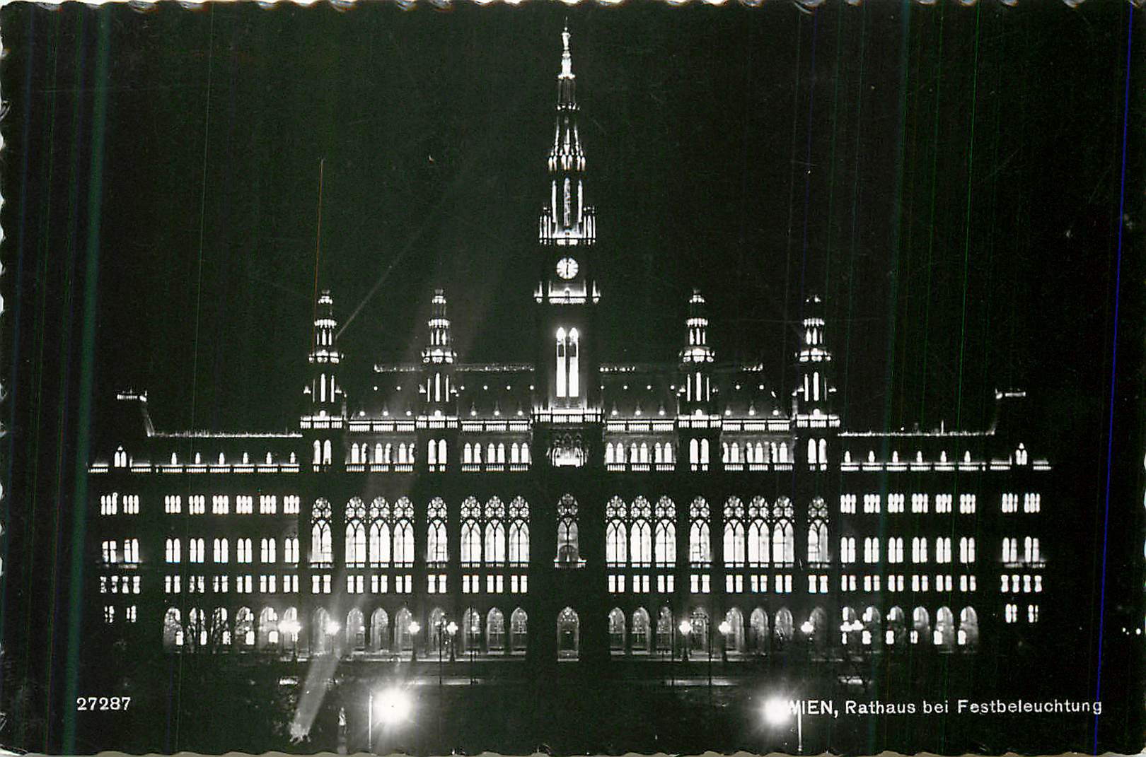 CPM Wien Rathaus Bei Fostbeleuchtung
