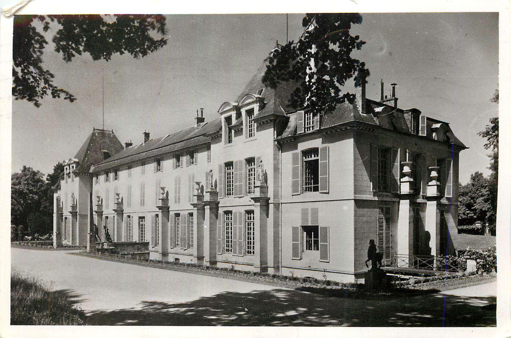 CPM Musee National de Malmaison Facade sur le Parc