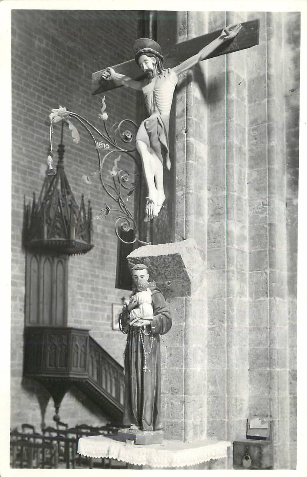 CPM Sollies Ville (Var) L'Eglise Christ du XIVe Siecle
