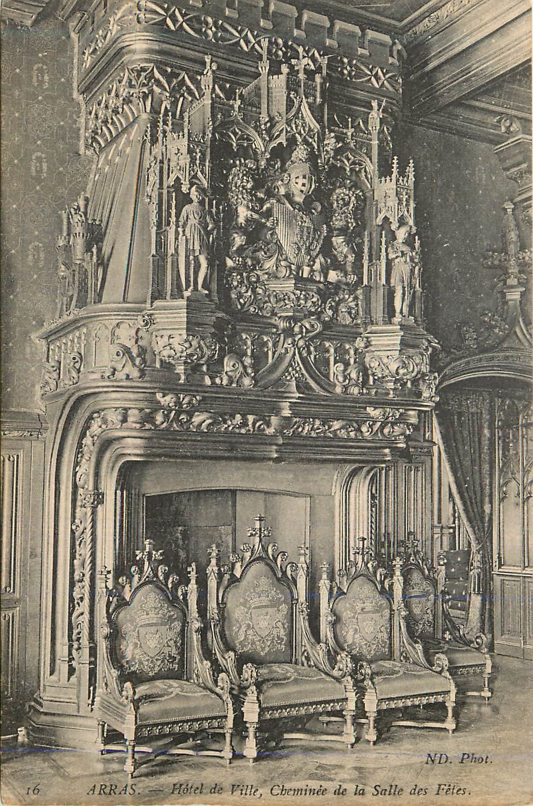 CPA Arras L'Hotel de Ville Cheminee de la Salle des Fetes