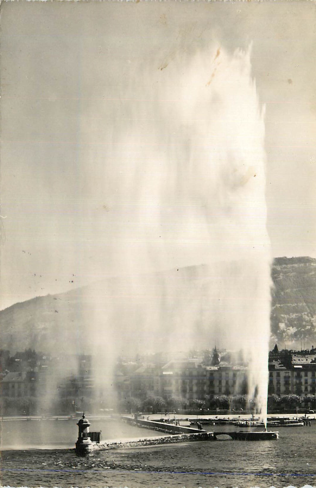 CPM Geneve Le Jet d'Eau (120 m)
