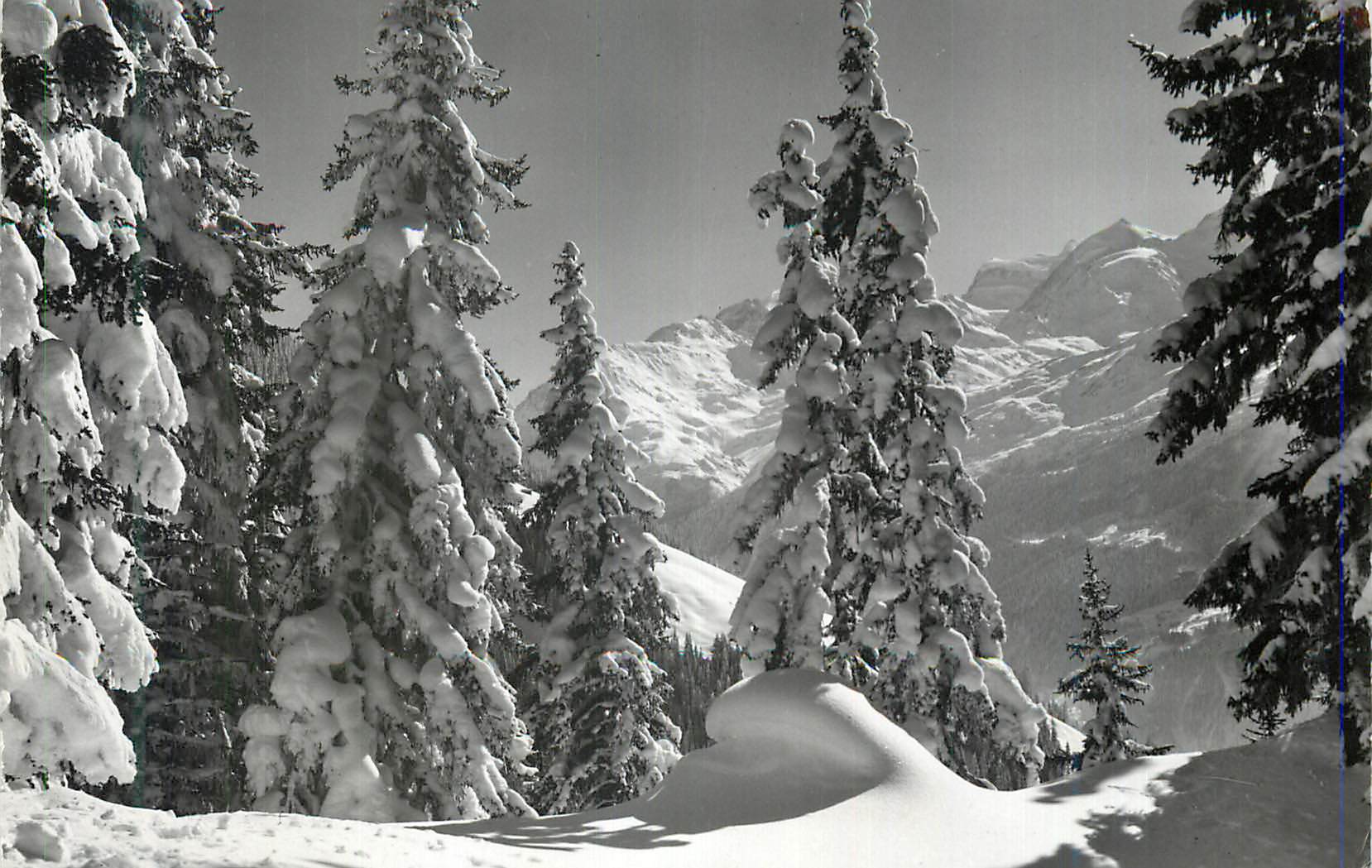 CPM Fantomes de Neige a Clambin Verbler vue sur les Combins