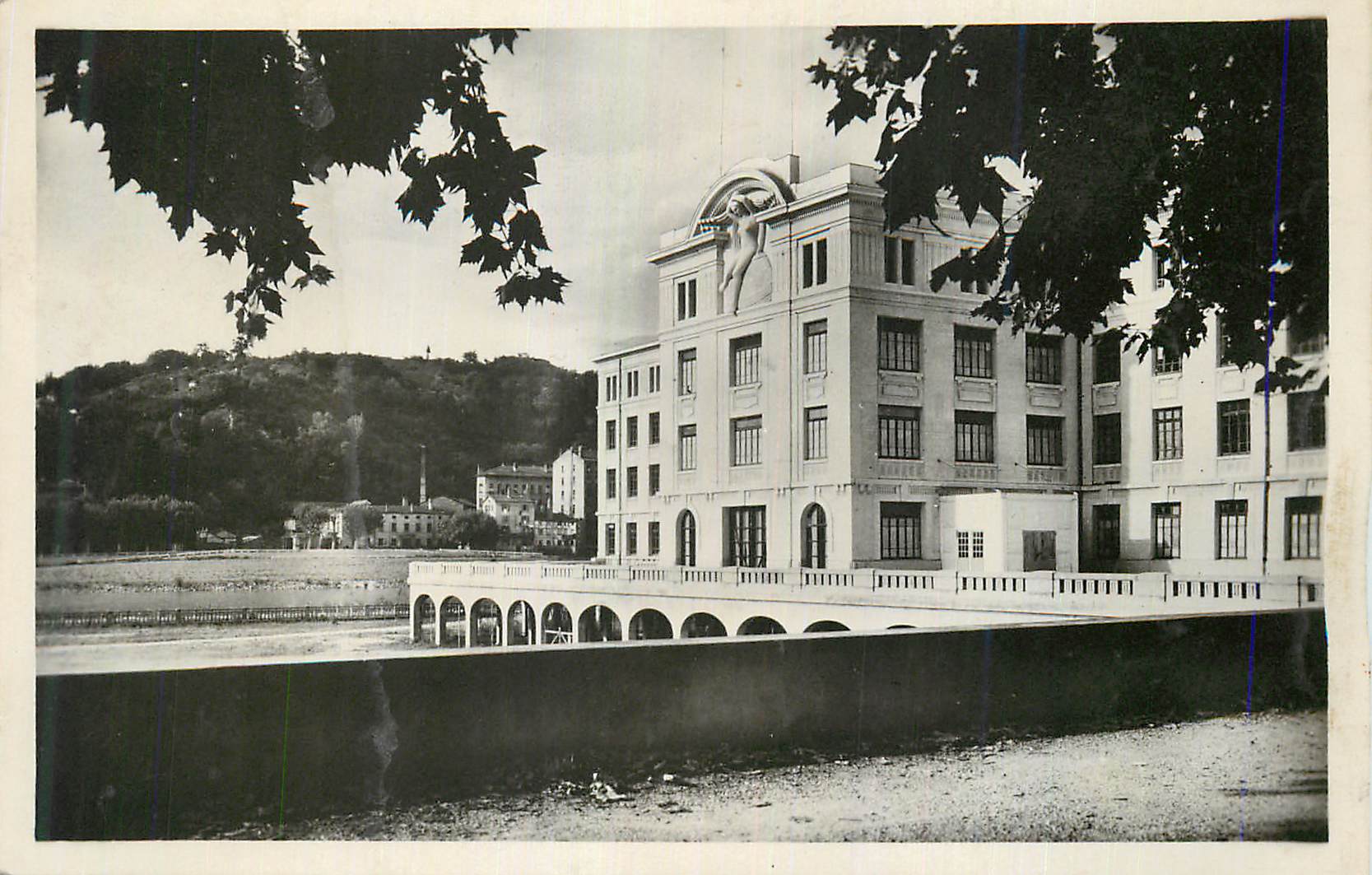 CPM Lyon Le Palais de la Foire Entree Principale