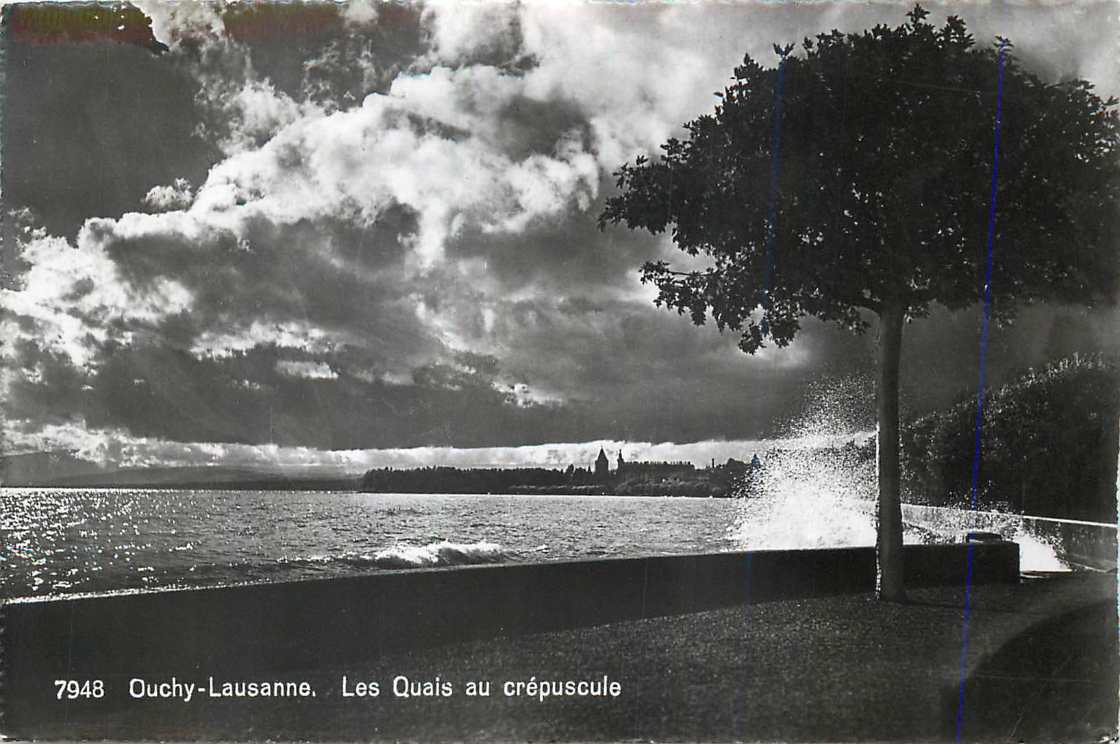CPM Ouchy Lausanne Les Quais au Crepuscule