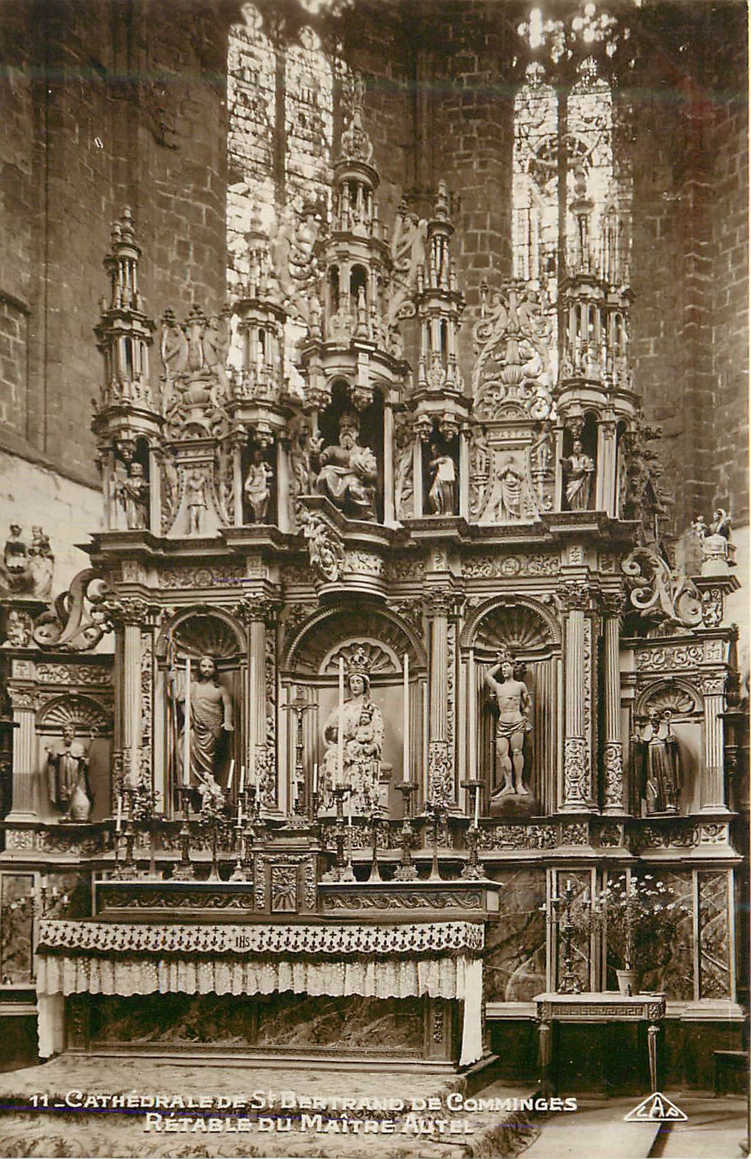 CPM Cathedrale St Bertrand de Comminges Retable du Maitre Autel