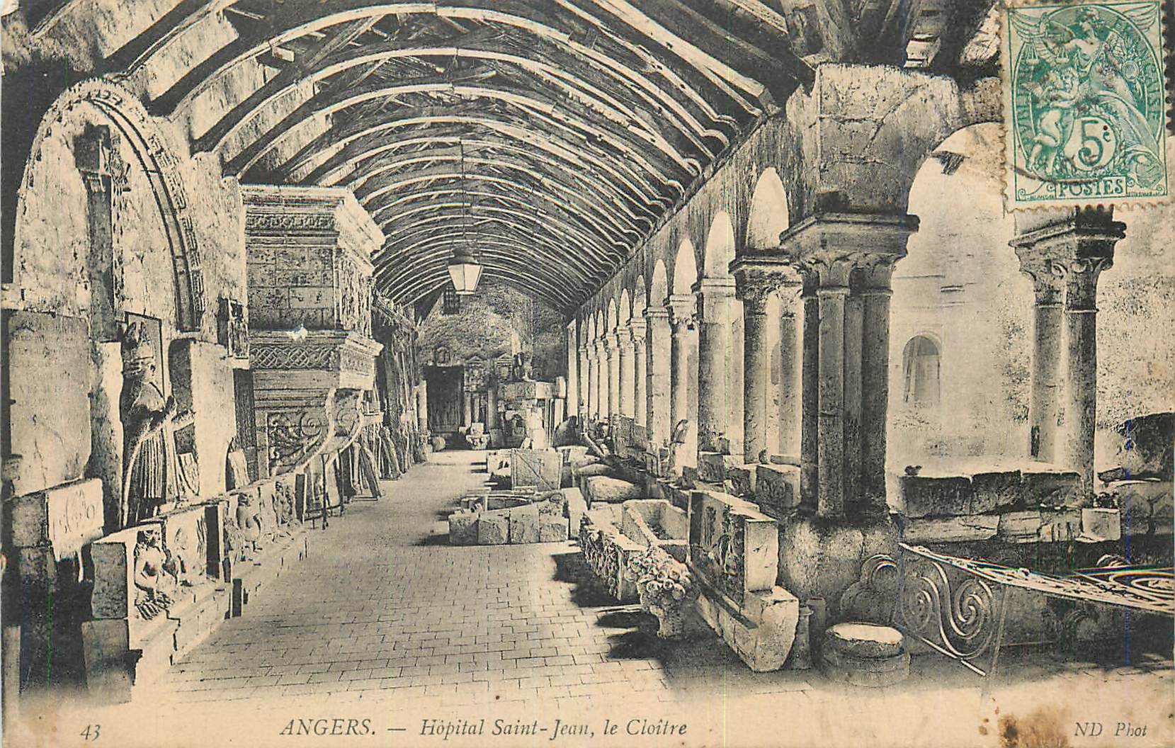 CPA Angers Hopital Saint Jean Le Cloitre