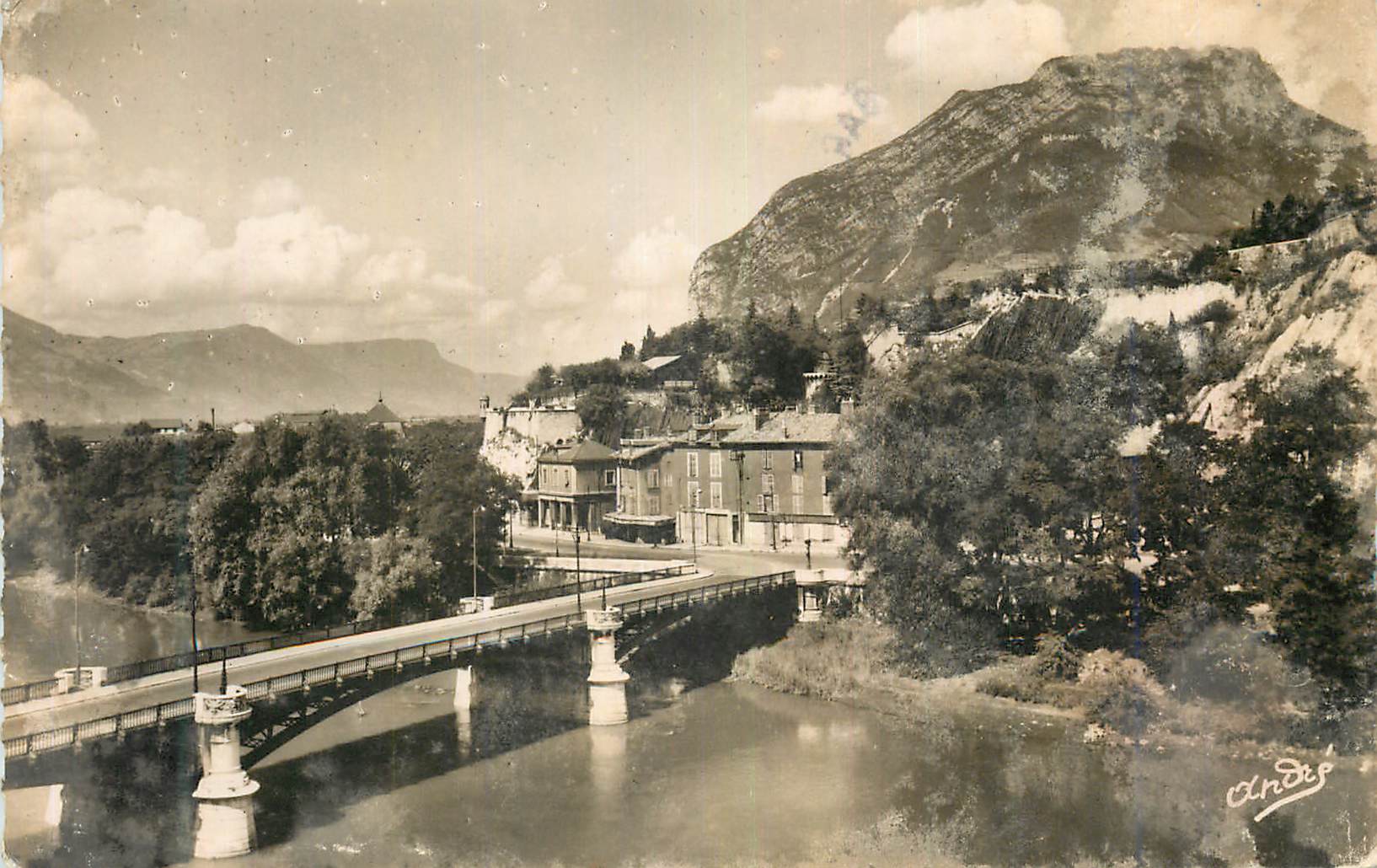 CPM Grenoble Pont de la Porte de France et le Neron