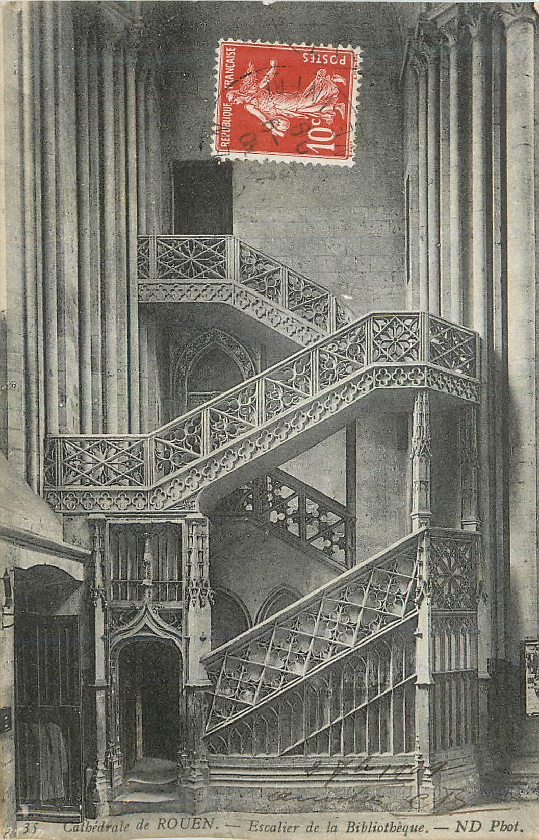 CPA Cathedrale de Rouen Escalier de la Bibliotheque
