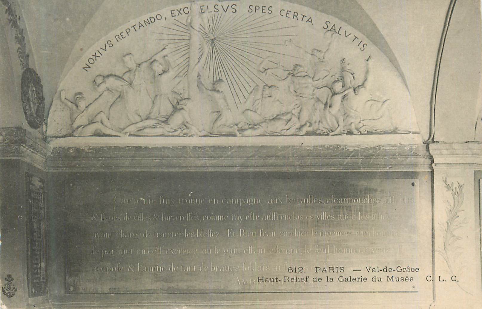 CPA Paris Val de Grace Haut Relief de la Galerie du Musee