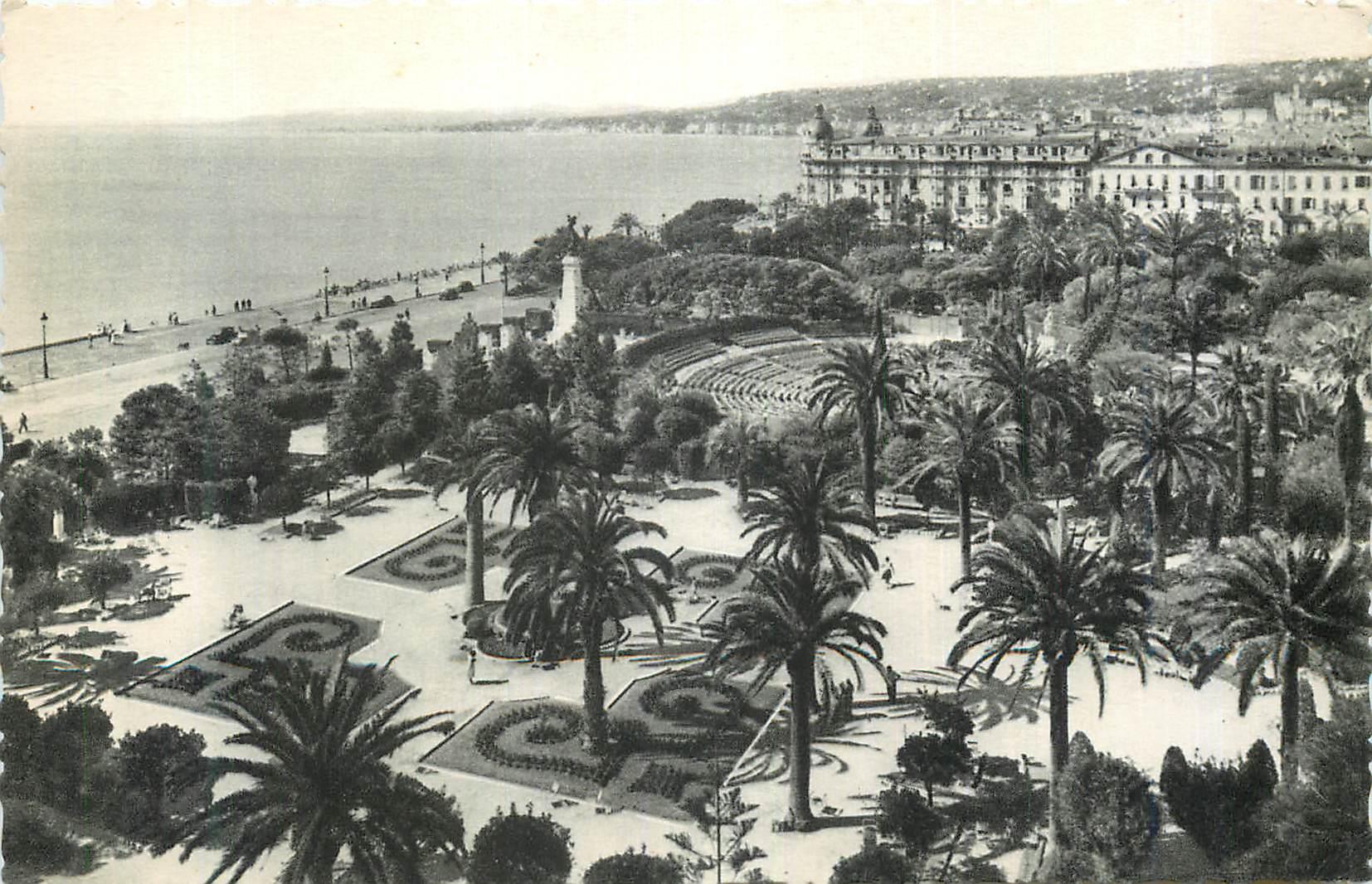 CPM Nice Les Jardins Albert 1er et le Theatre de Verdure