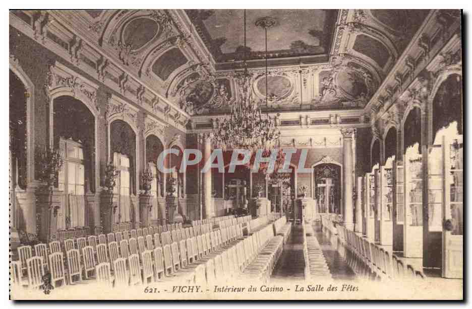 Vichy CPA Interieur du casino La salle des fetes